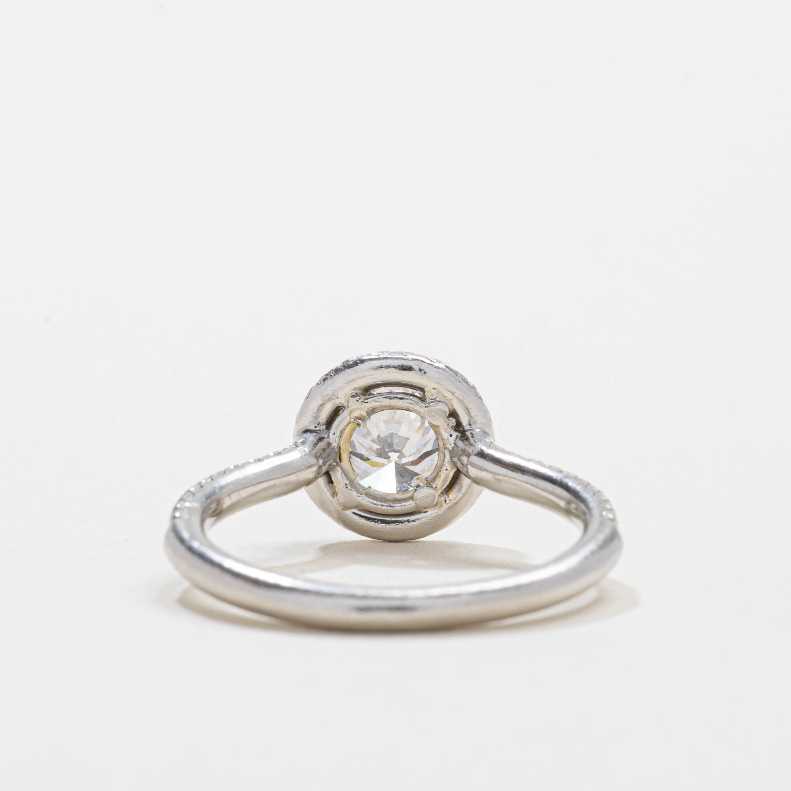 Bague de fiançailles en platine avec halo de diamants | 0,90 ct VS1 F, 0,22 ct au total | Taille 6,25