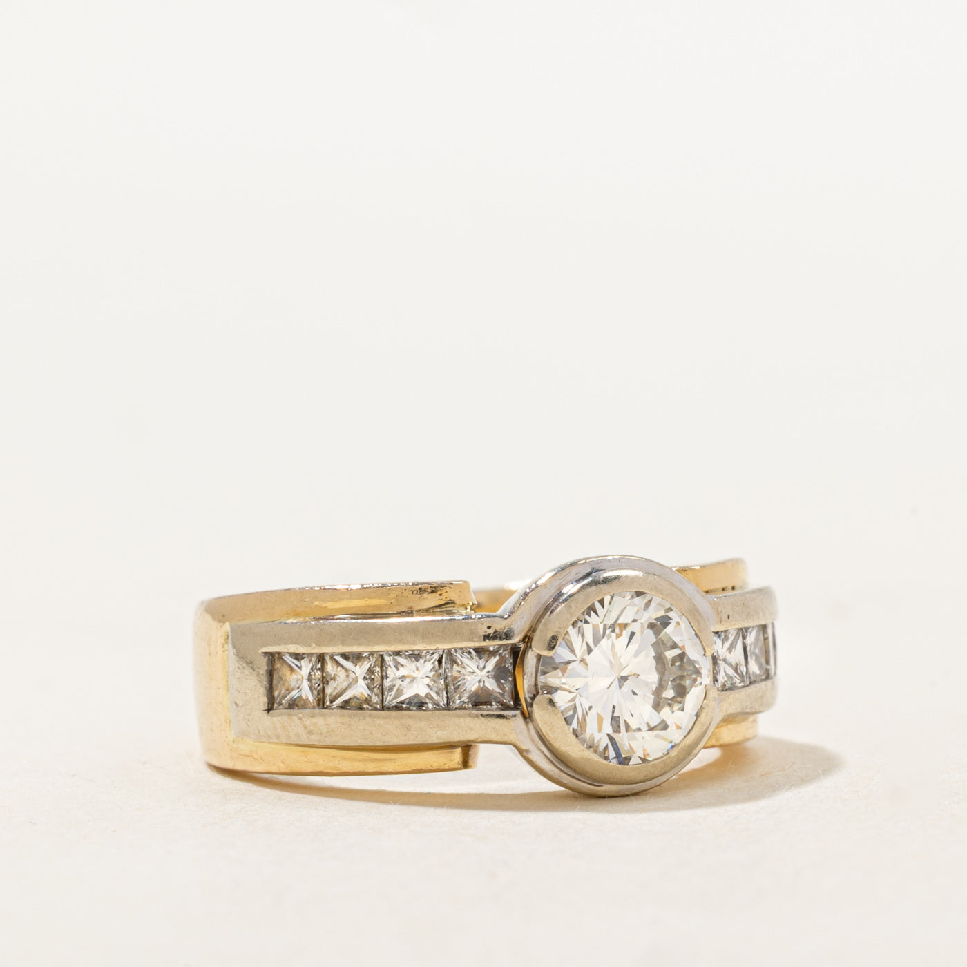 Bezel Set Diamond Chunky Engagement Ring | 0.96ct SI1 H/I, 0.80ctw | SZ 5.5