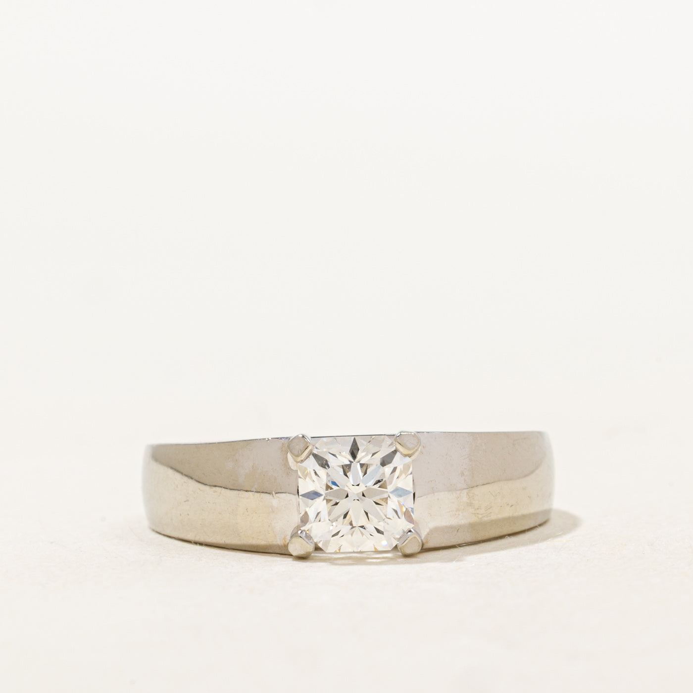 Radiant Cut Diamond Engagement Ring | 0.90ct SI2/I1 F/G | SZ 6.5