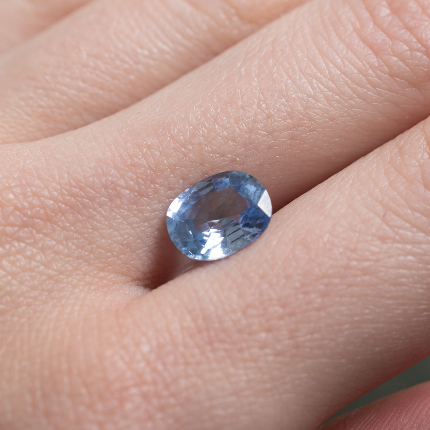 Saphir taille coussin (3,17 ct)
