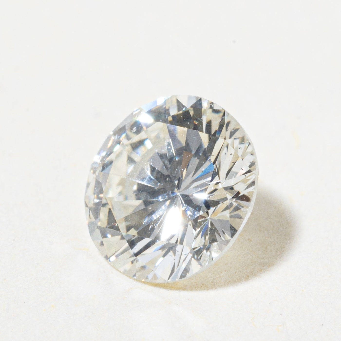 Round Brilliant Cut Loose Diamond | 0.57ct VS2/SI1 K |