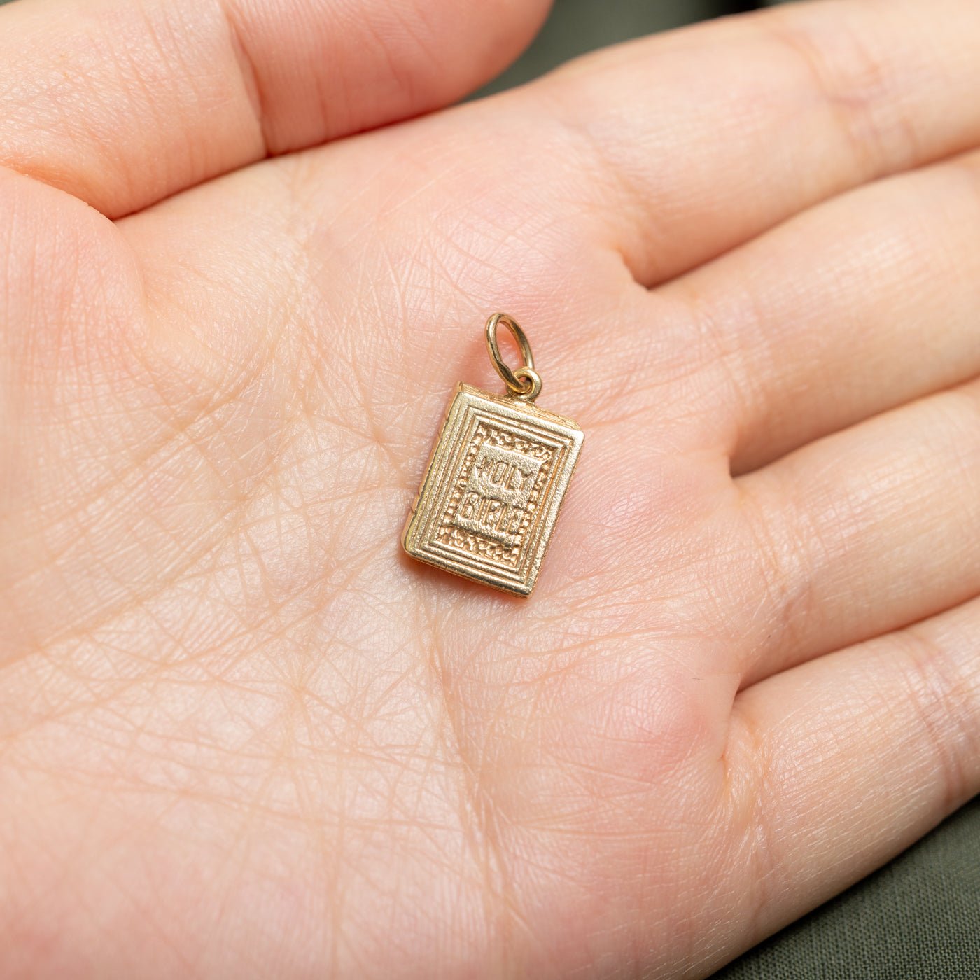 10k Yellow Gold Embossed Holy Bible Charm