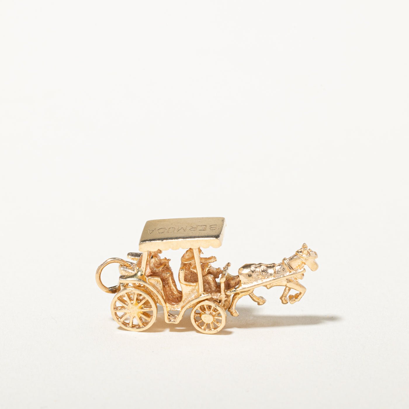 14k Yellow Gold Openwork Horse-Drawn Carriage Charm