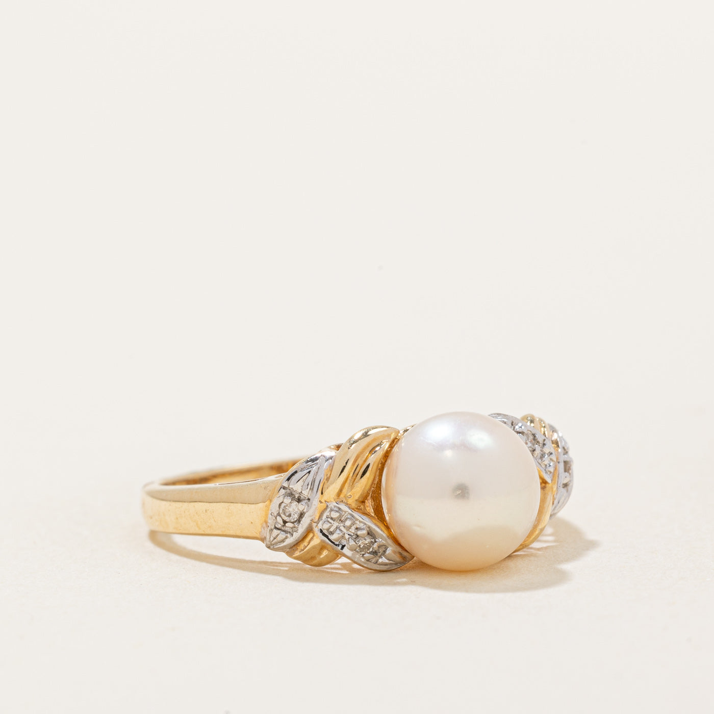 Pearl & Diamond Cocktail Ring | 0.02ctw | SZ 6.75 |