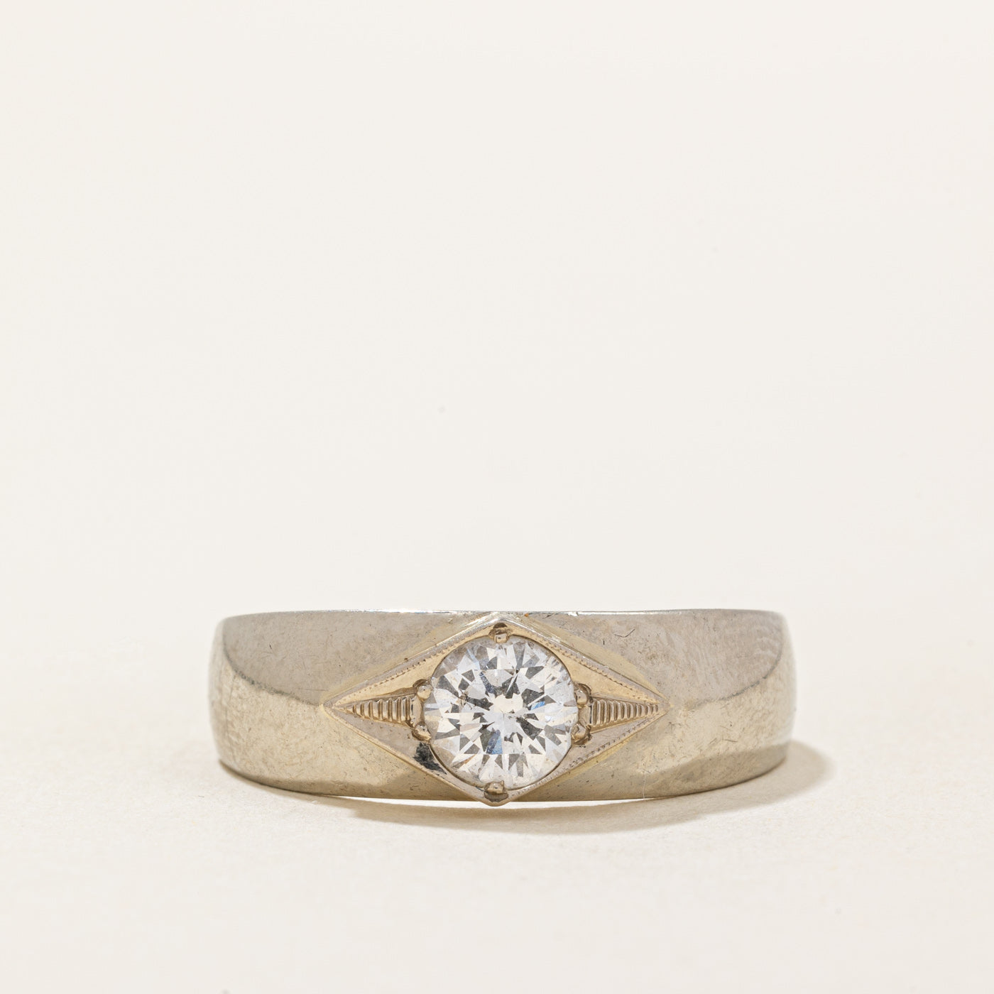 Bague de fiançailles en diamant | 0,61 ct | Taille 9 |
