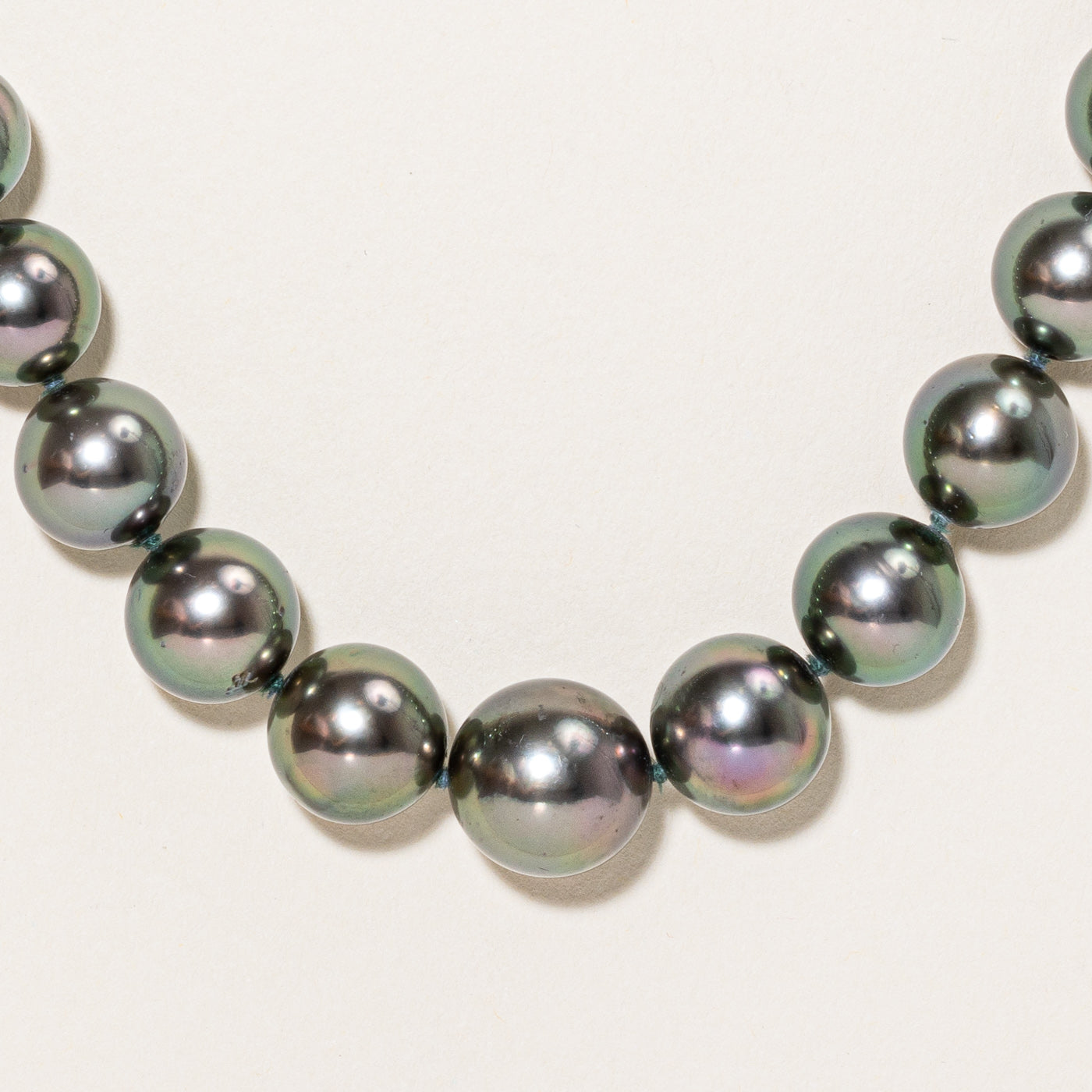 20k Gold Tahitian Pearl Necklace | 10mm+ | 19" |