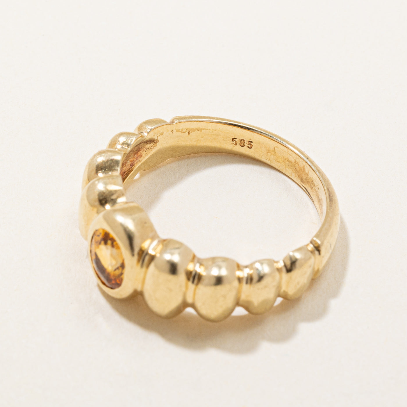 Bague cocktail en saphir jaune | 0,88 ct | Taille 7 |