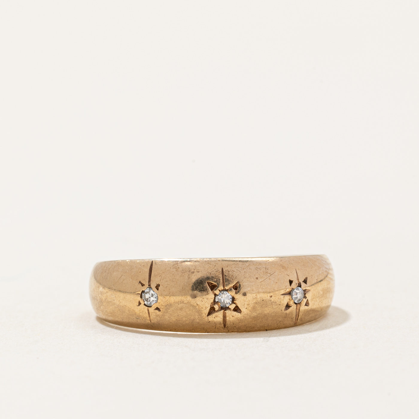 Bague sertie de diamants en forme d'étoile | 0,03 ct | Taille 6,25 |