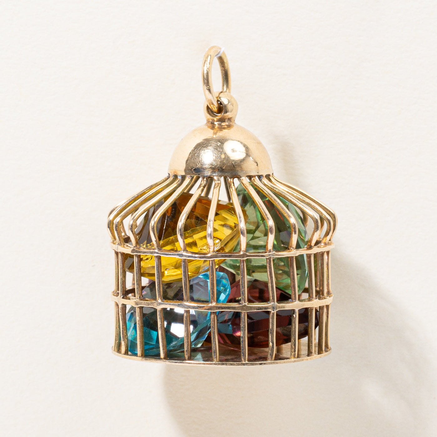 Pendentif cage à oiseaux en pierre et verre multicolores | 40,00 ct |