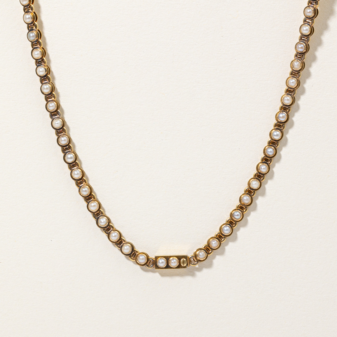 Vintage Pearl Necklace | 16" |