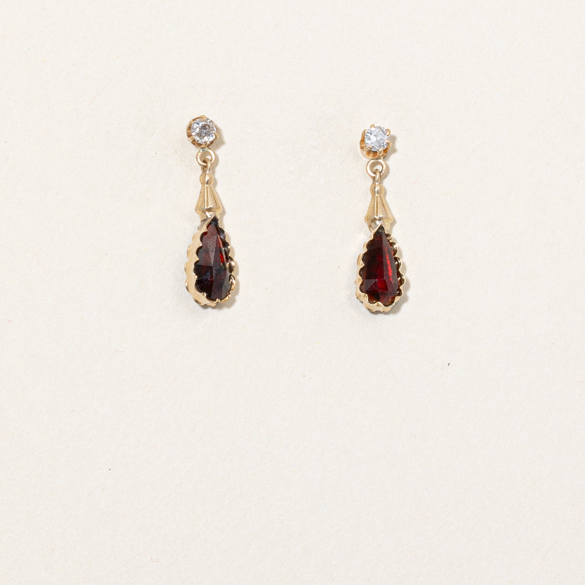 Boucles D'oreilles Vintage En Or 14 Carats Et Rubis - Style Perlé, Occasion