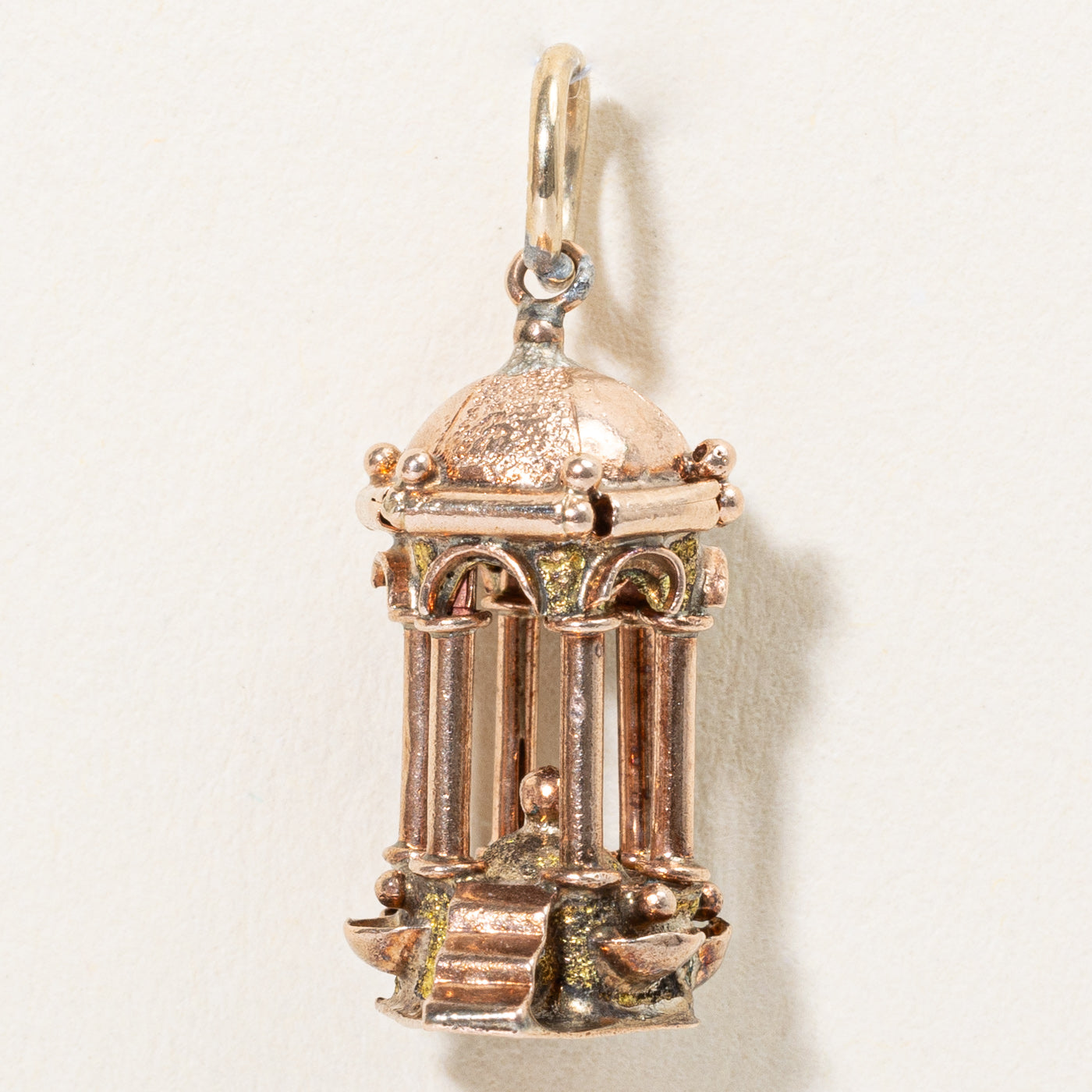 Breloque Gazebo en or rose 14 carats