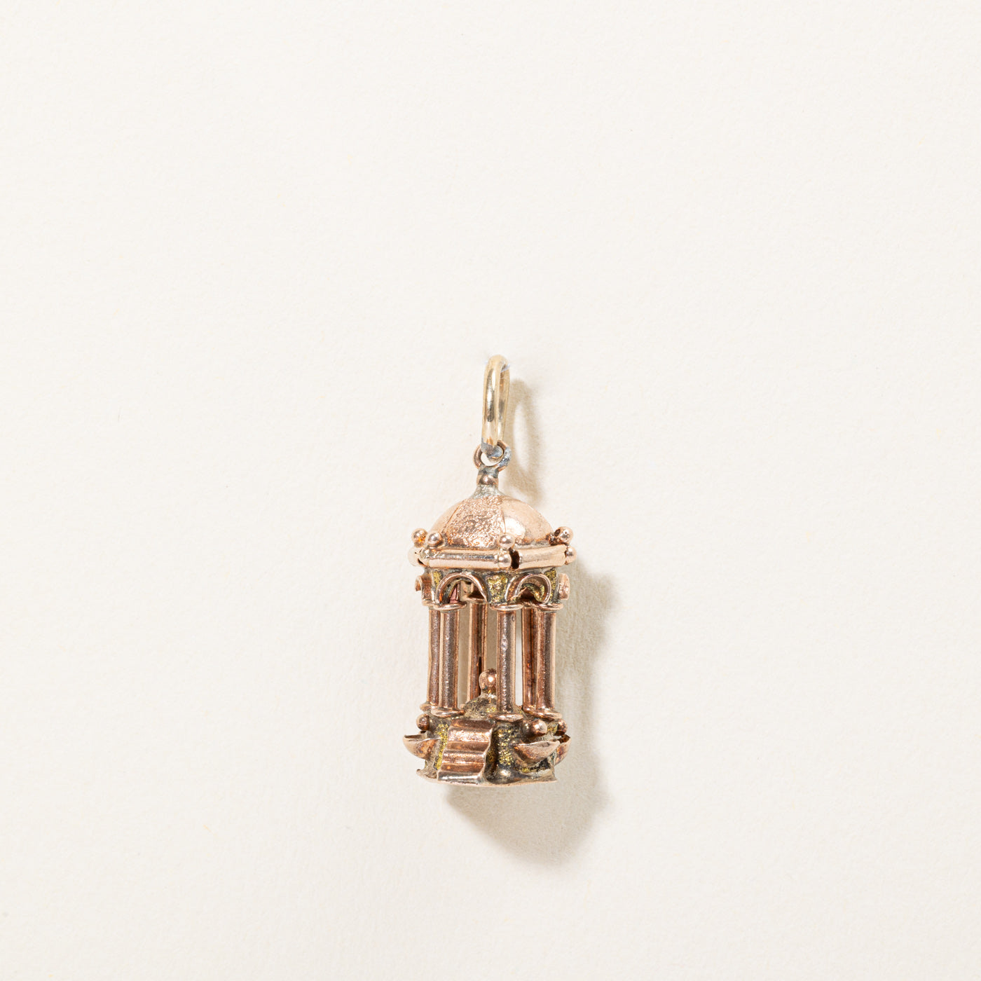 Breloque Gazebo en or rose 14 carats