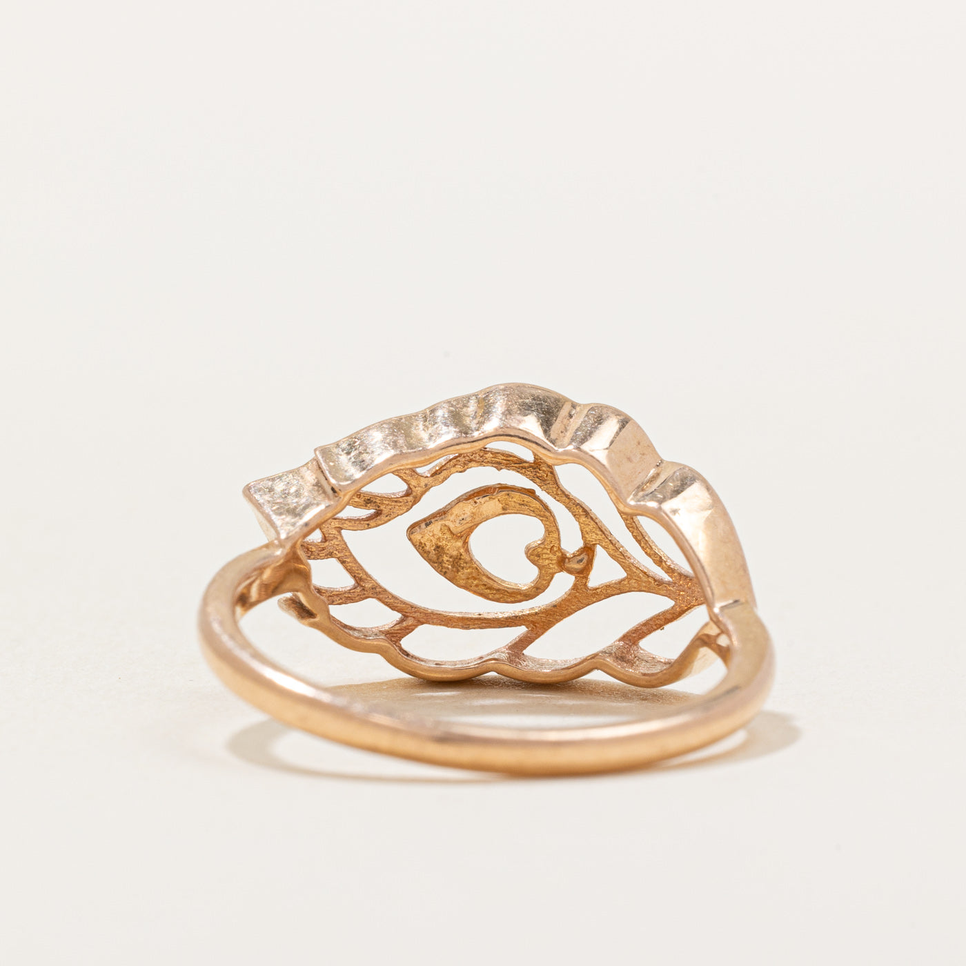 18k Yellow Gold Leaf Ring | SZ 6.5 |