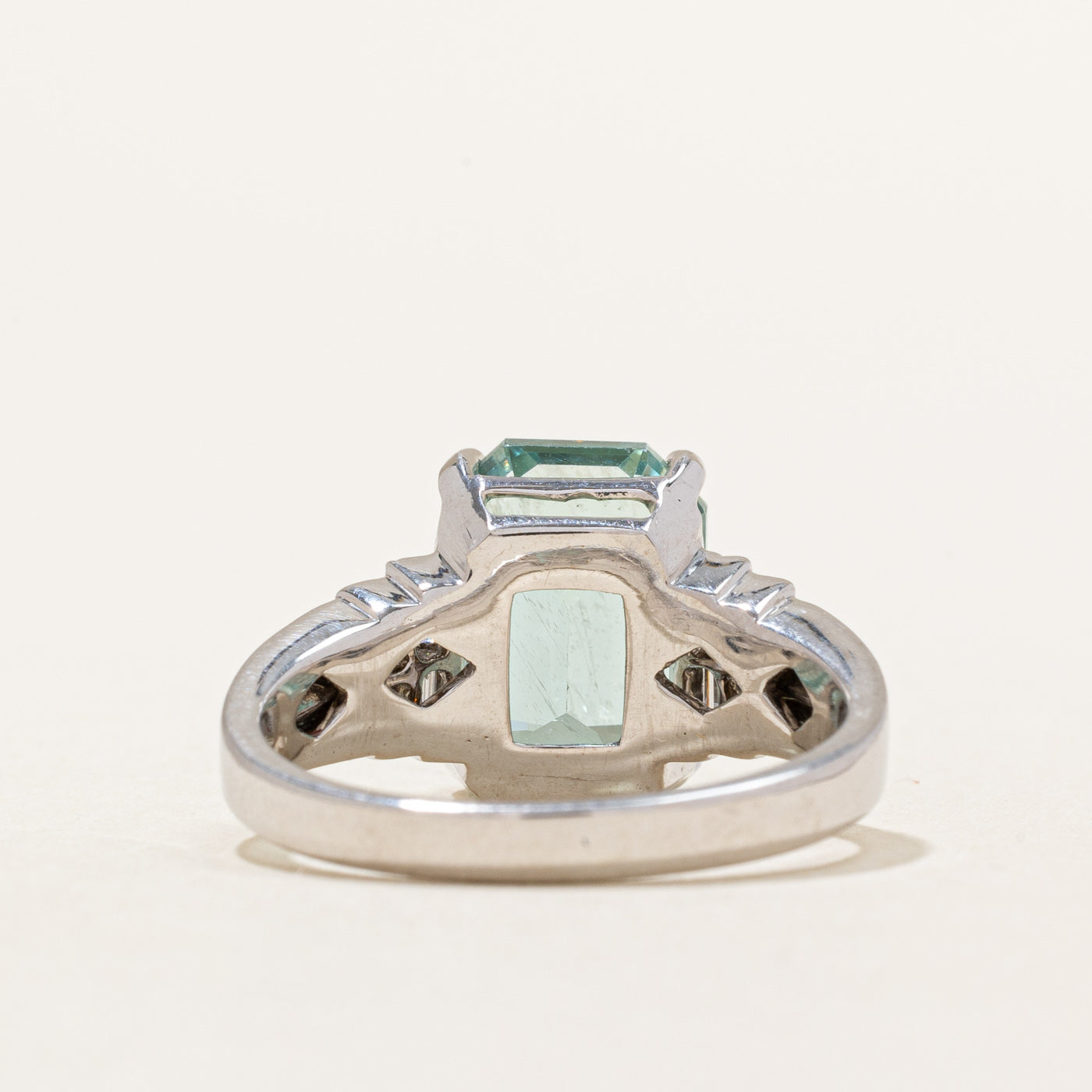 Bague cocktail aigue-marine et diamants | 4,87 ct, 0,28 ct au total | Taille 6,5 |