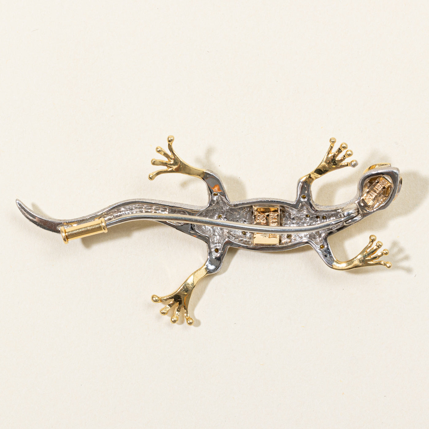 Deamori' Yellow & White Diamond Lizard Brooch | 0.23ctw, 0.05ctw |