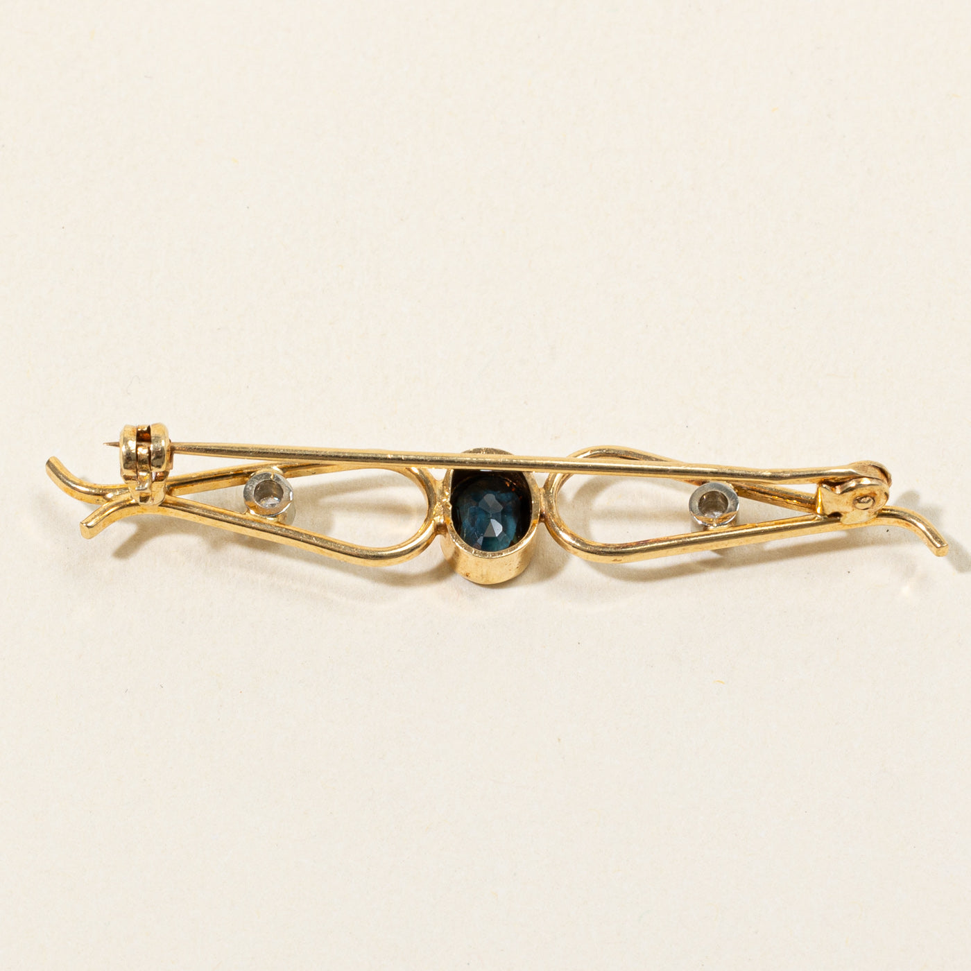 Sapphire & Diamond Brooch | 0.34ct, 0.03ctw |