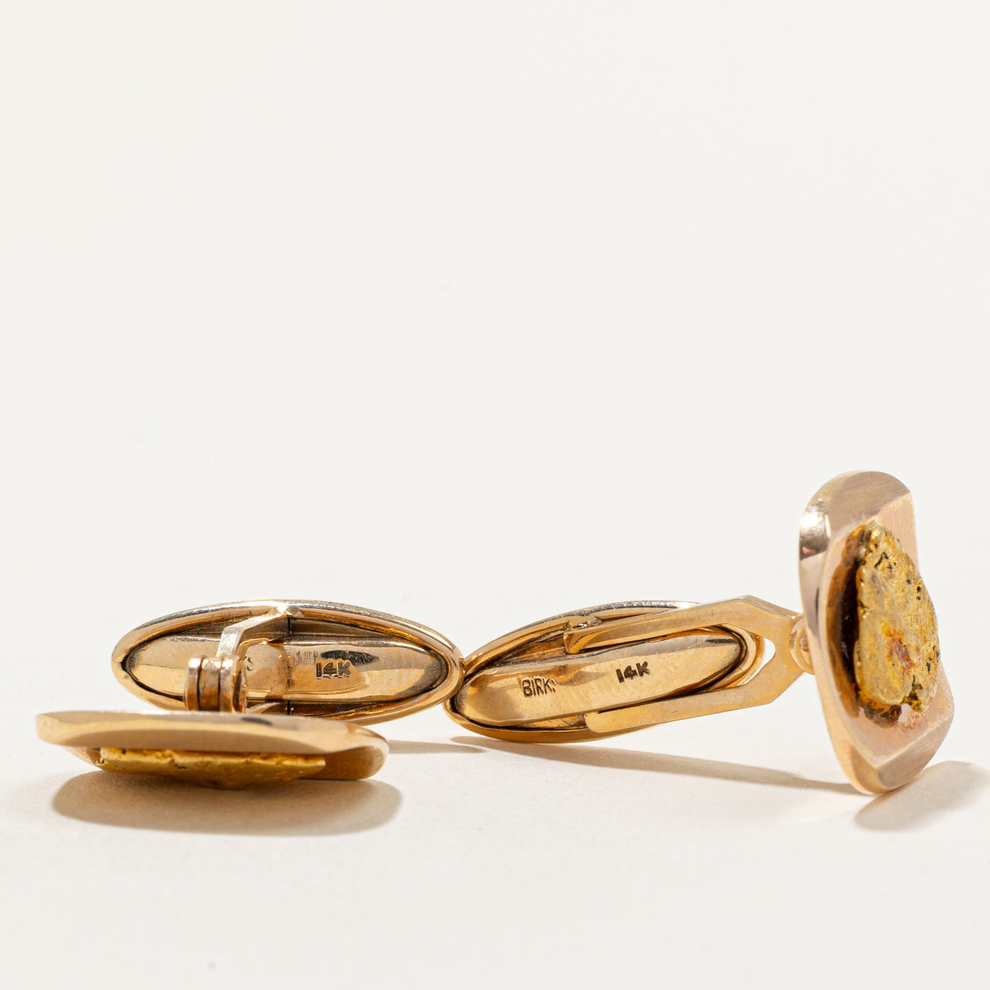 Boutons de manchette Birks en or jaune 14 carats en forme de pépite