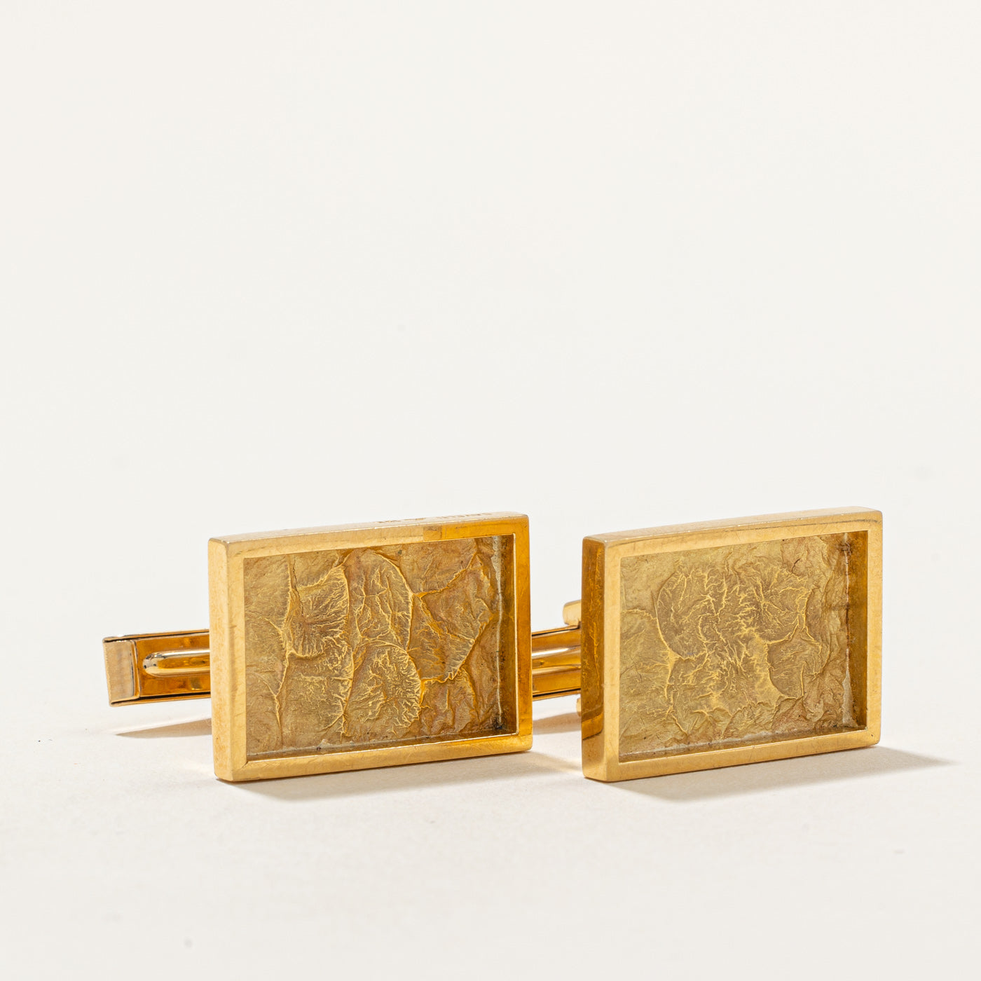 Cavelti' 18k Yellow Cufflinks