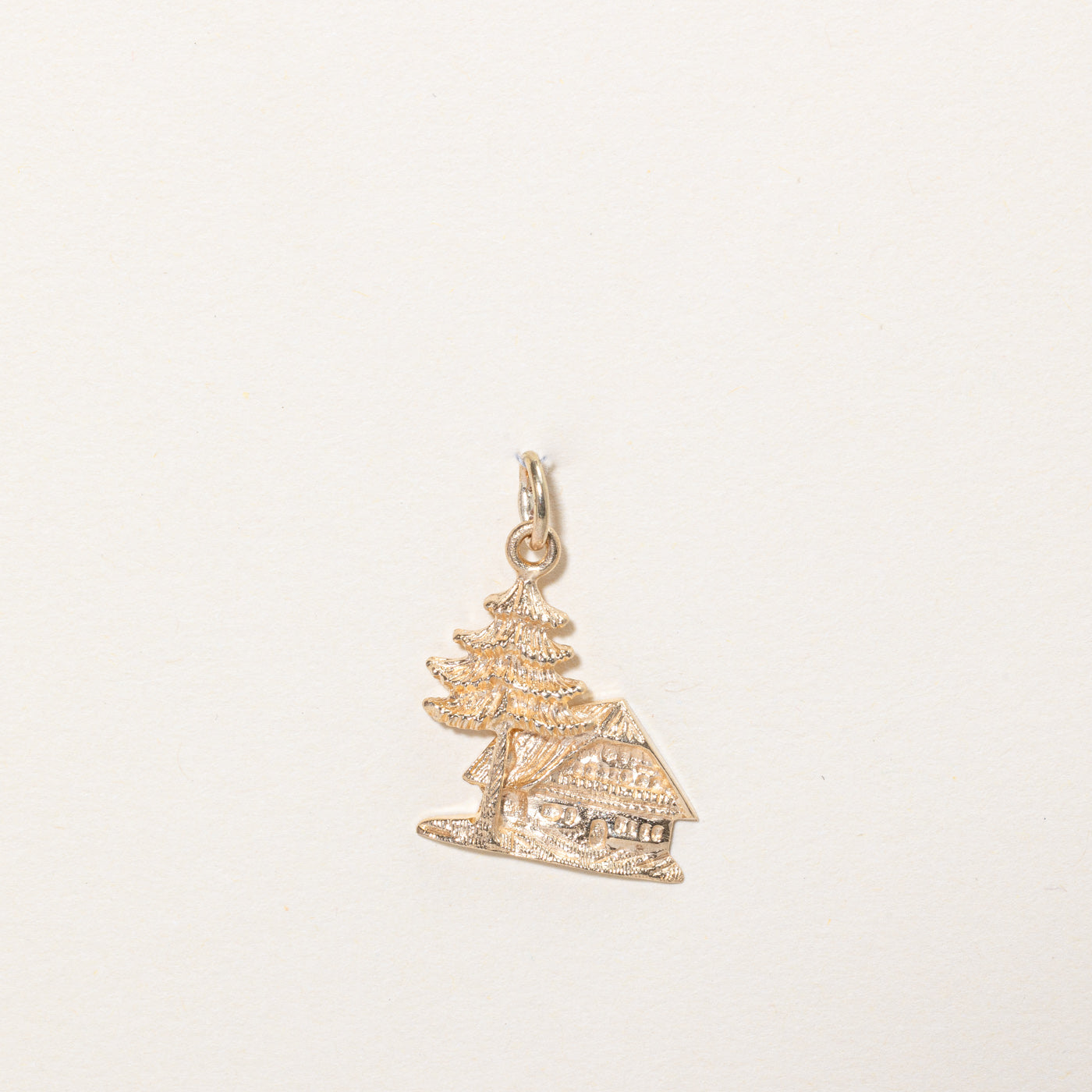 Breloque Cabane dans les bois en or jaune 10 carats