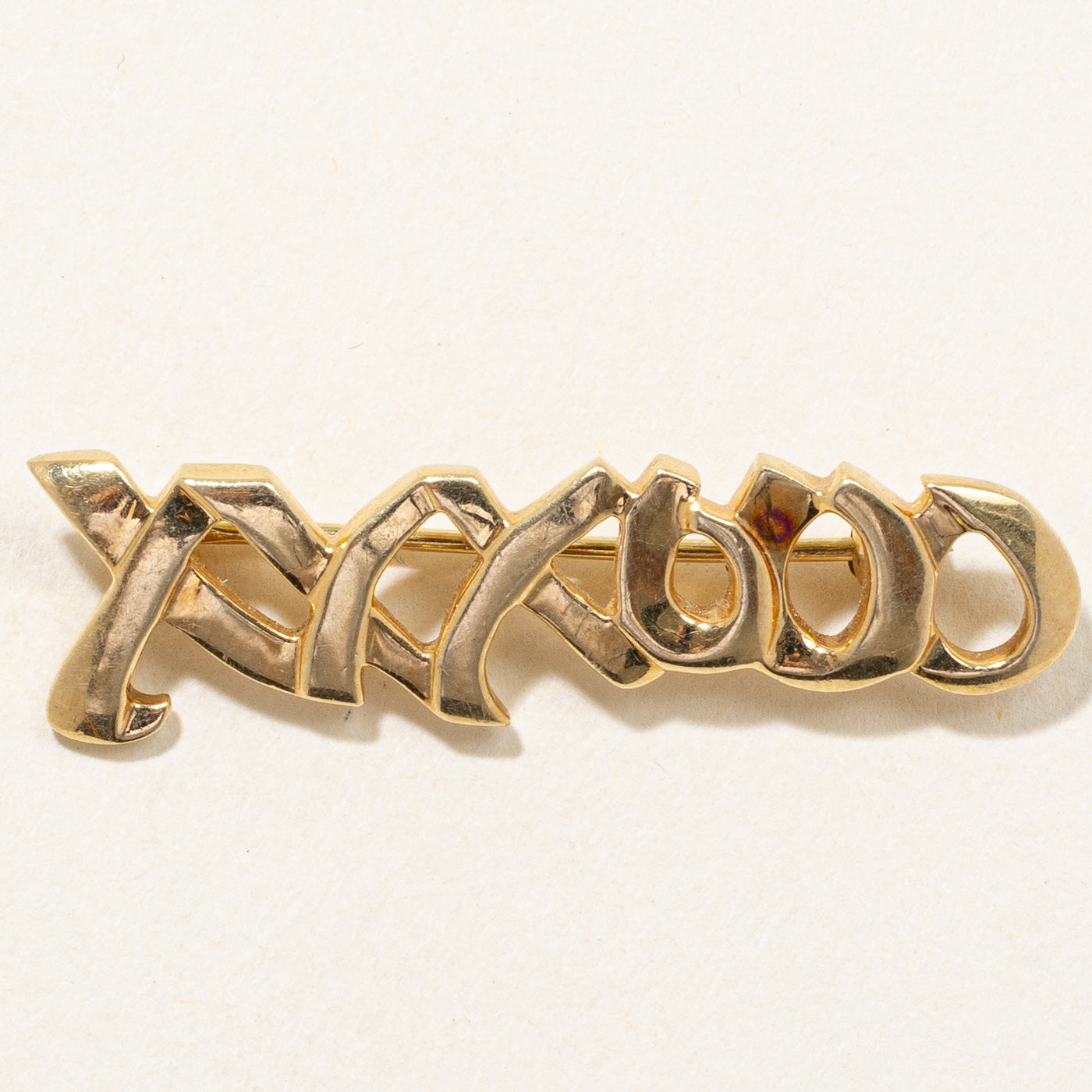 Broche « Bisous d’amour » Paloma Picasso en or 18 carats, signée Tiffany & Co. (1983).