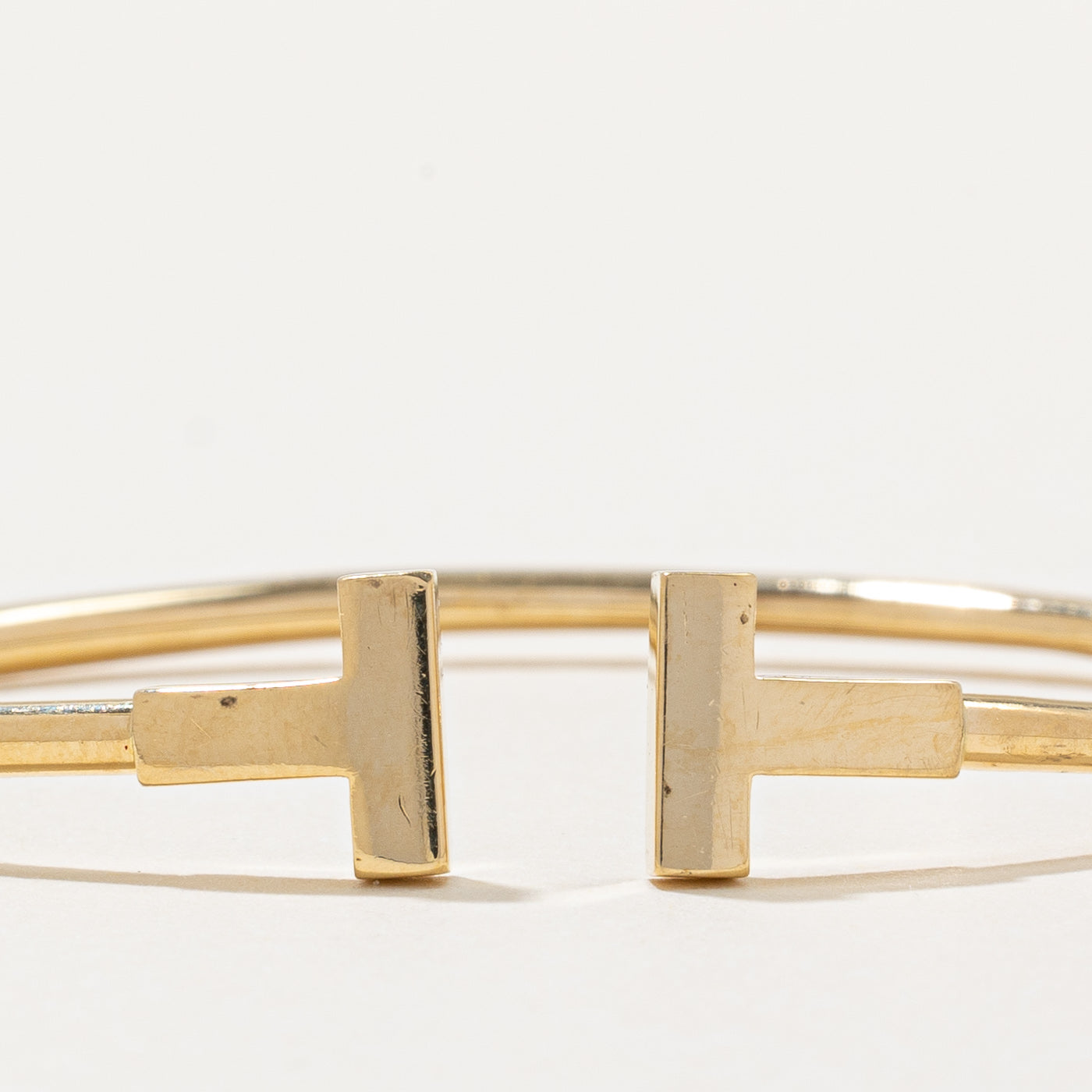 'Tiffany & Co' Tiffany T Wire Bracelet | 7" |