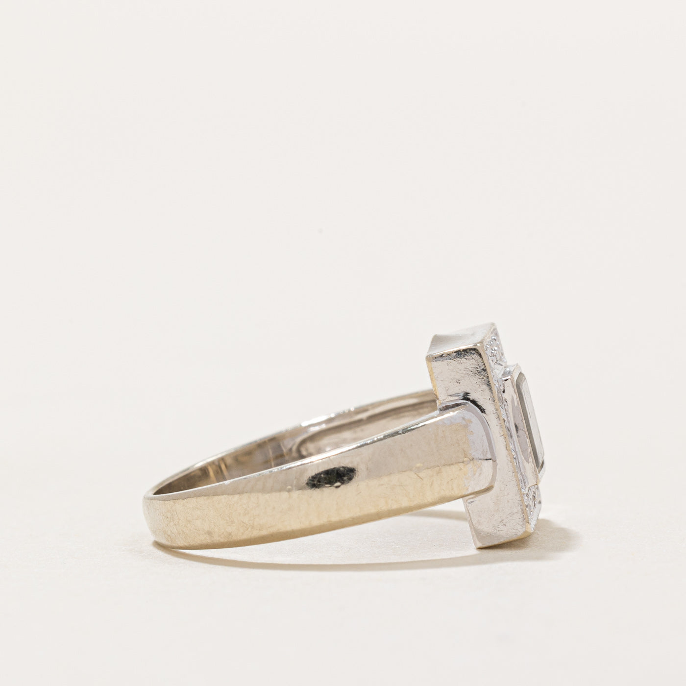 Floating Diamond Ring | 0.10ctw | SZ 6.25 |