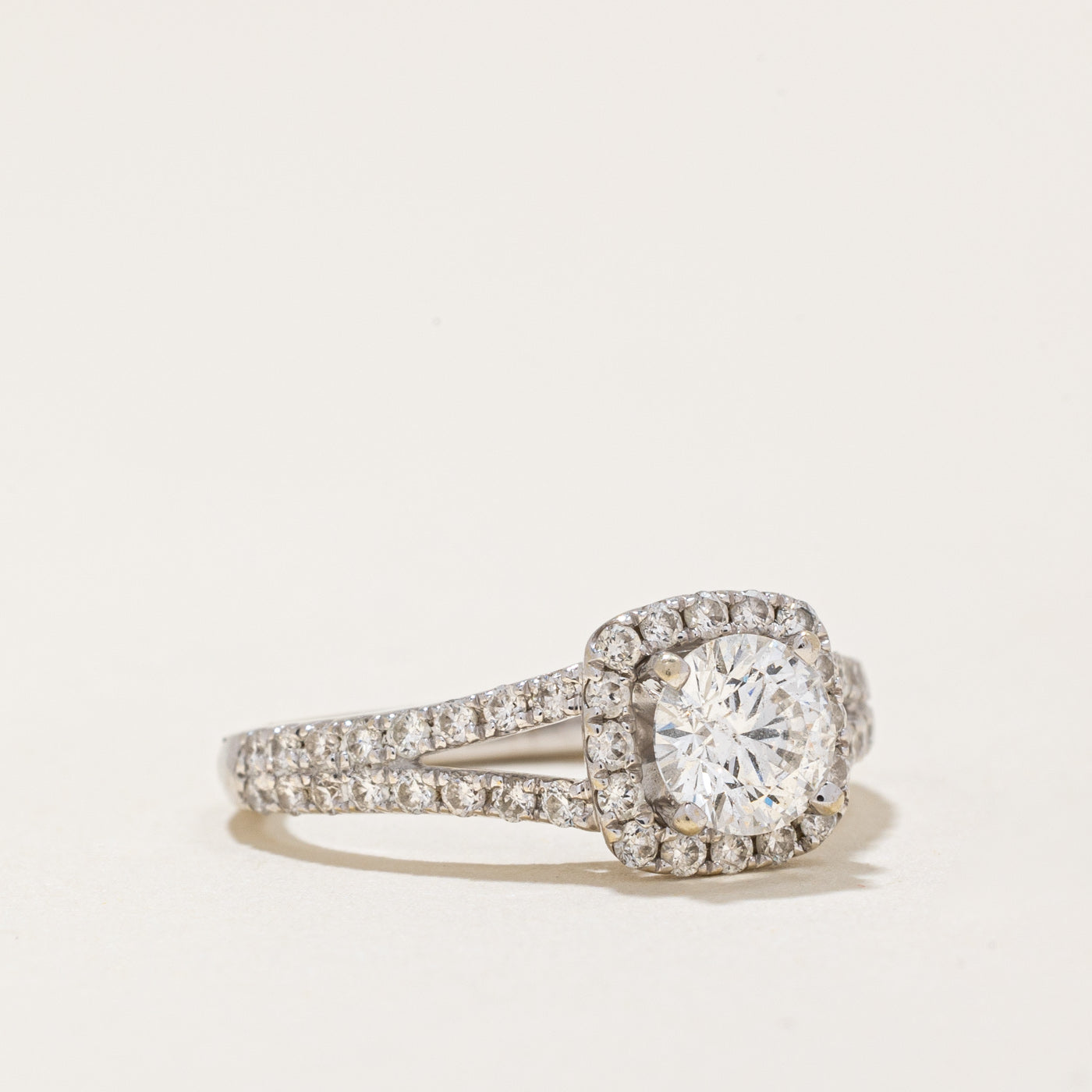 Canadian Diamond Halo Engagement Ring | 0.98ctw | SZ 4.5 |