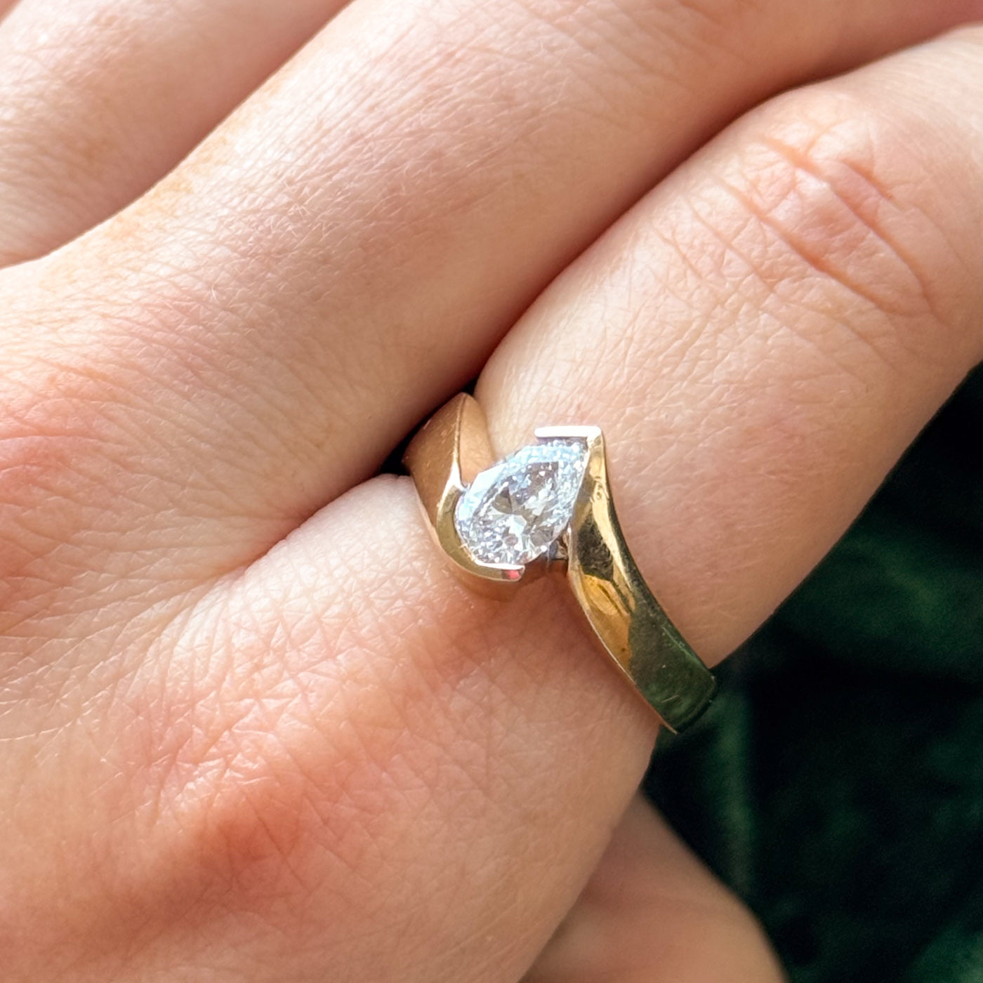 Pear Cut Diamond Engagement Ring | 0.70ct SI2 F/G | SZ 7.5 |