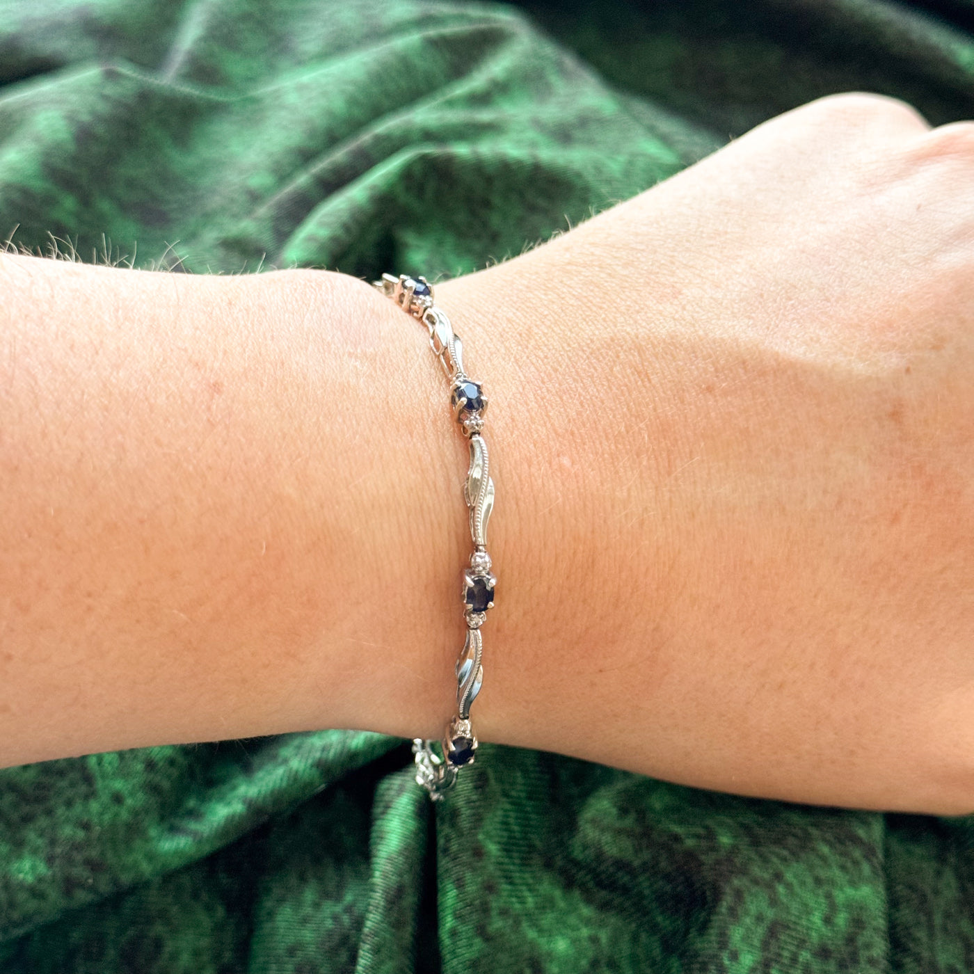 Sapphire & Diamond Bracelet | 1.00ctw, 0.02ctw | 7" |