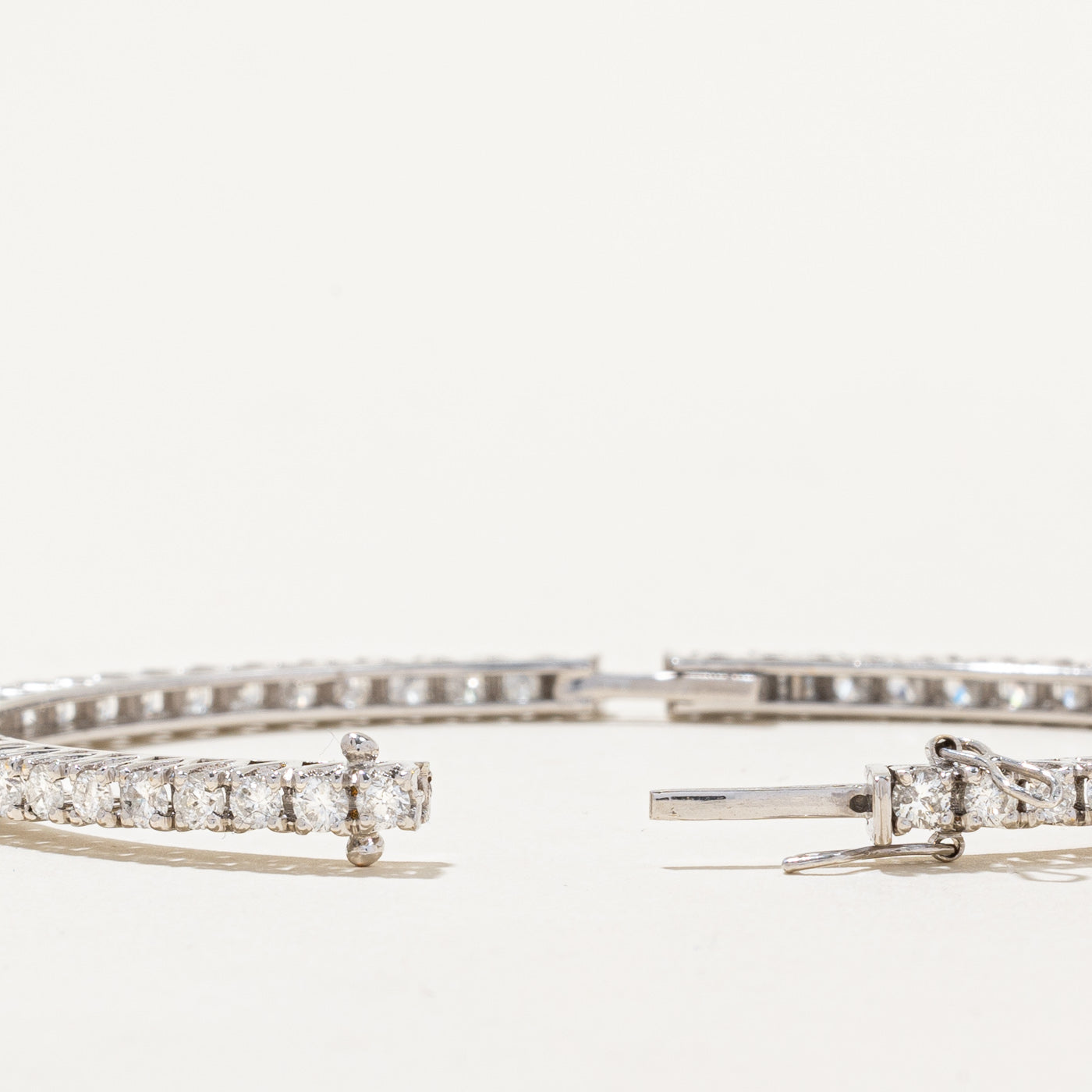 Diamond Bangle Bracelet | 5.60ctw I1/I2 G/H | 8" |