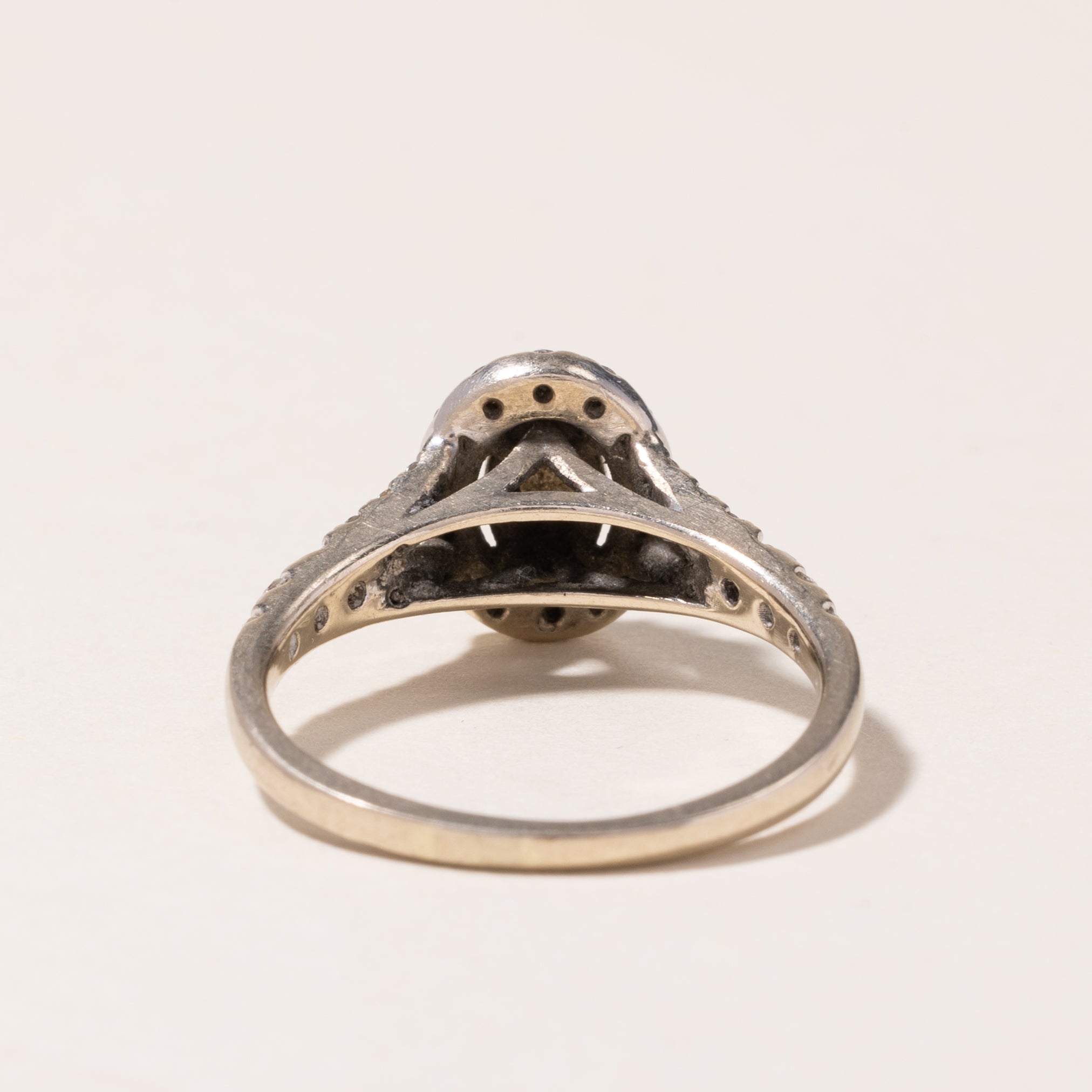 Bague de fiançailles en or blanc 14 carats avec halo de diamants | 0,69 ct Taille 7,5 |