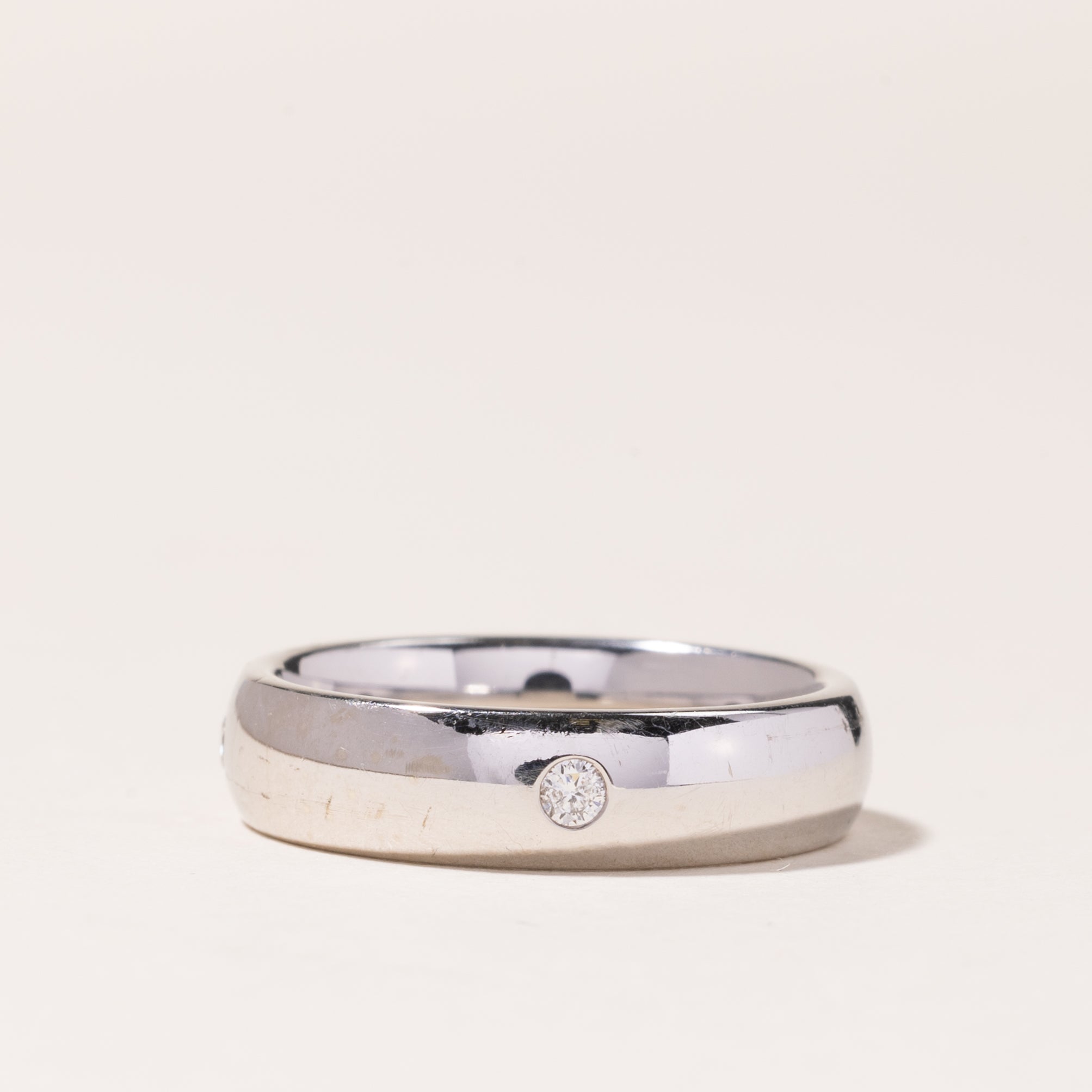 18k White Gold Flush Set Diamond Band | 0.17ct | SZ 7 |