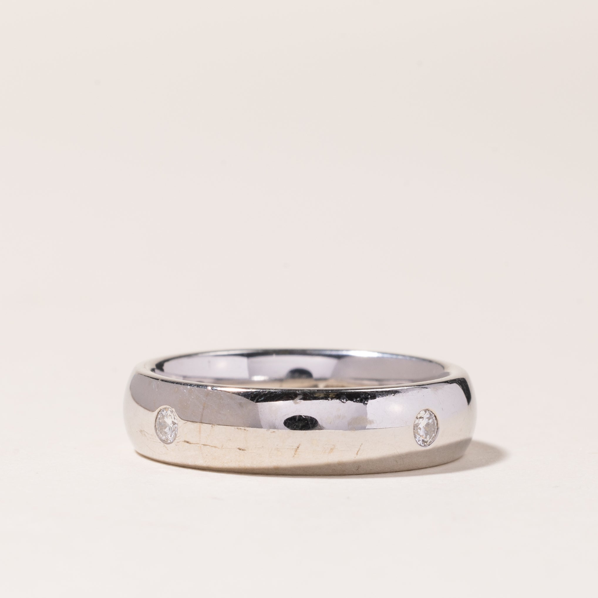 18k White Gold Flush Set Diamond Band | 0.17ct | SZ 7 |