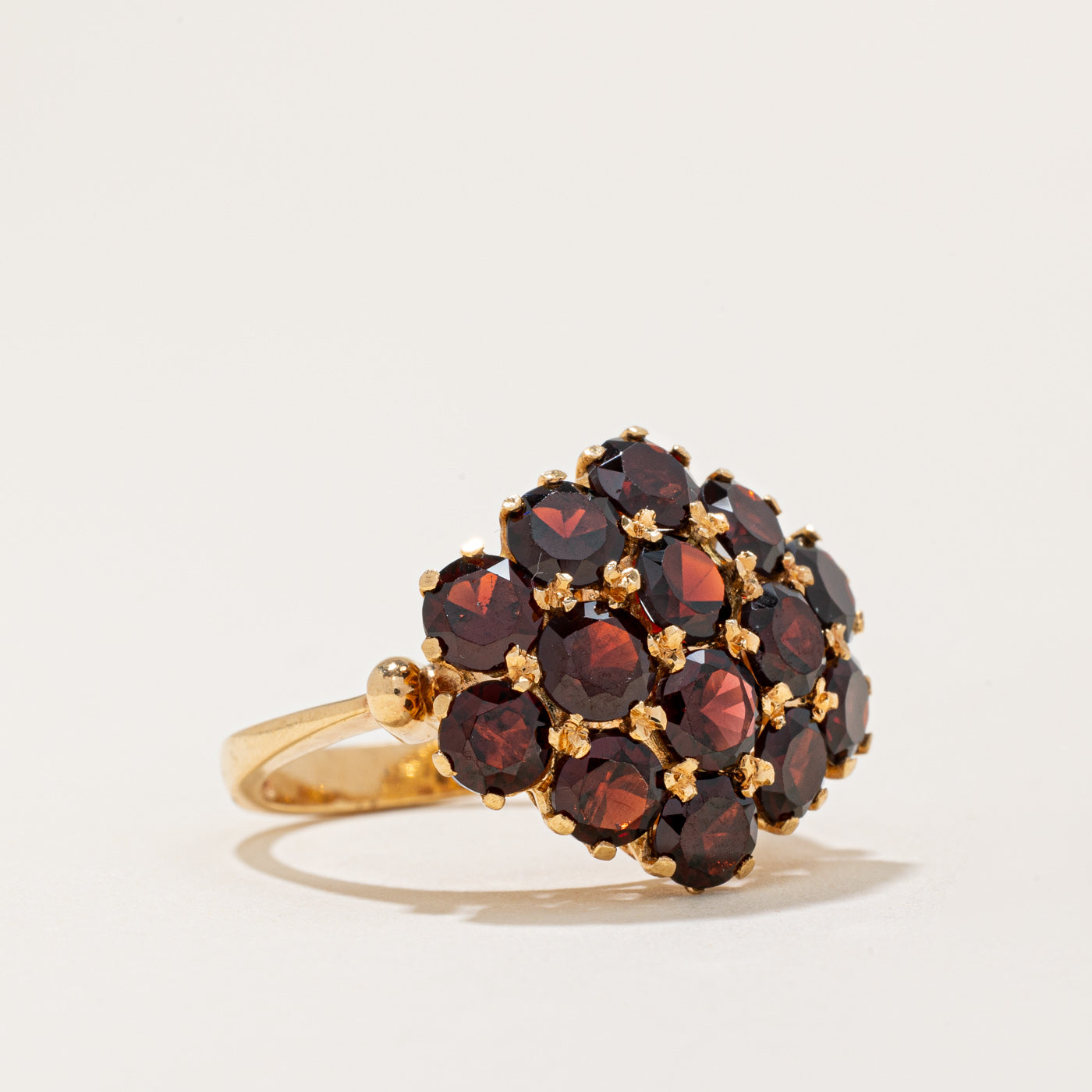 Garnet Cocktail Ring | 4.20ctw | SZ 7 |