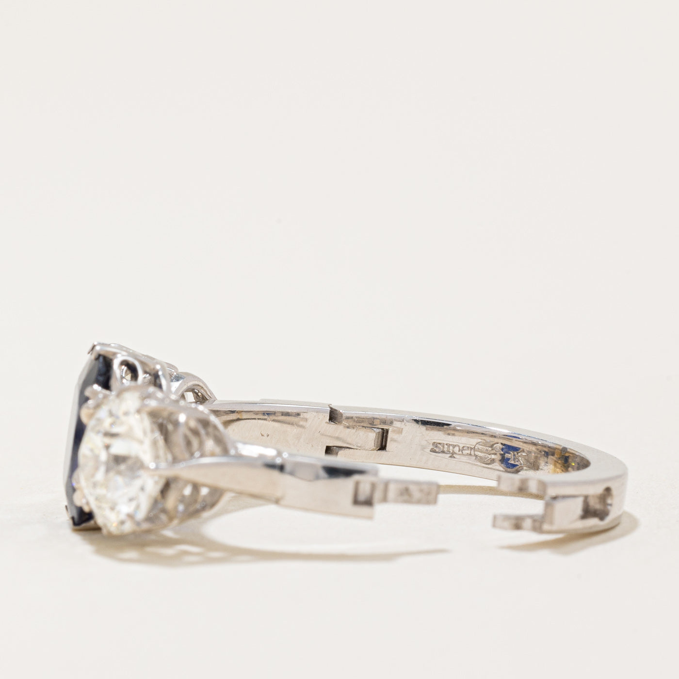 Sapphire & Diamond Hinge Ring | 2.80ct, 2.50ctw | SZ 5.75 |