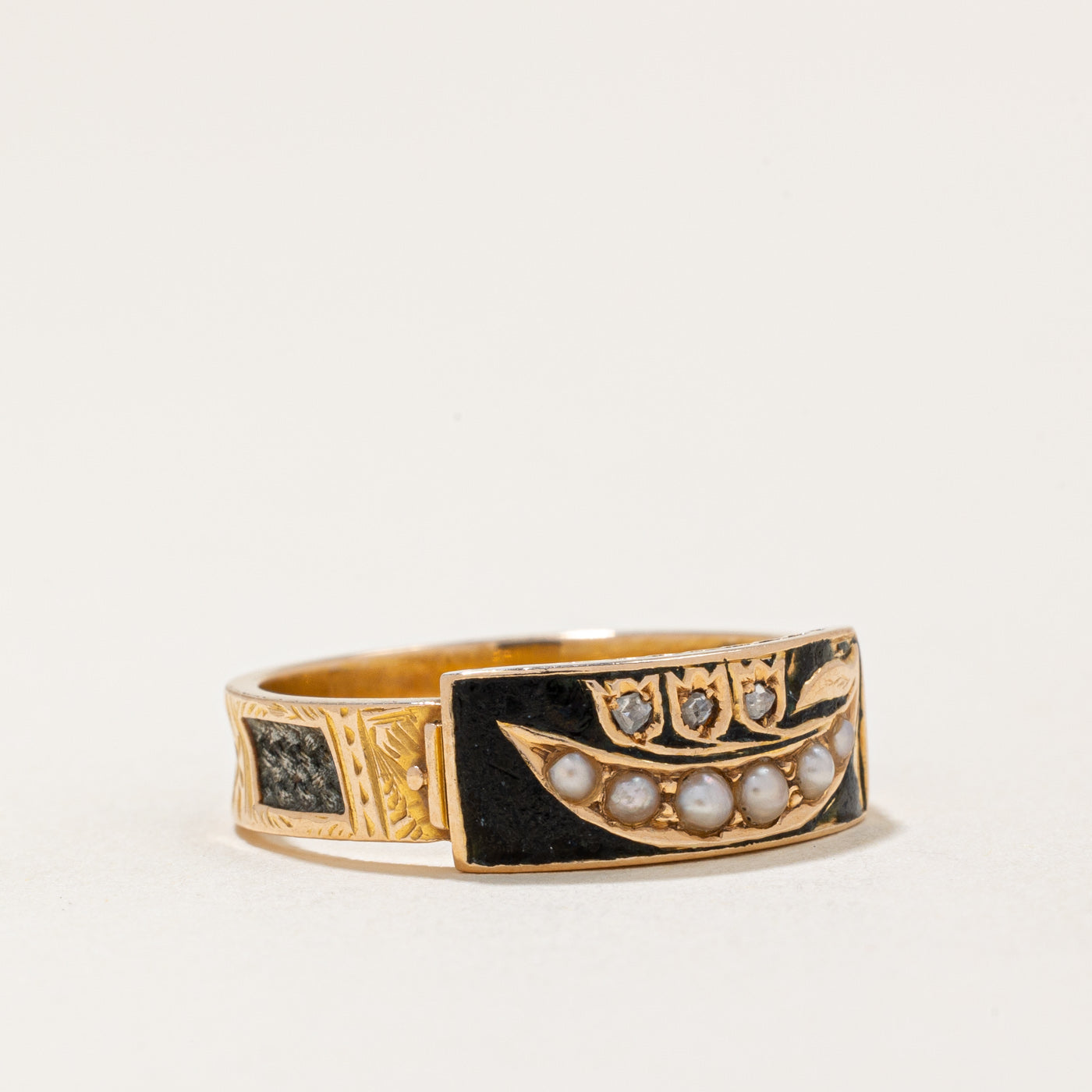 1876 Diamond & Seed Pearl Mourning Ring with Plaited Hair| 0.03ctw | SZ 6.75 |