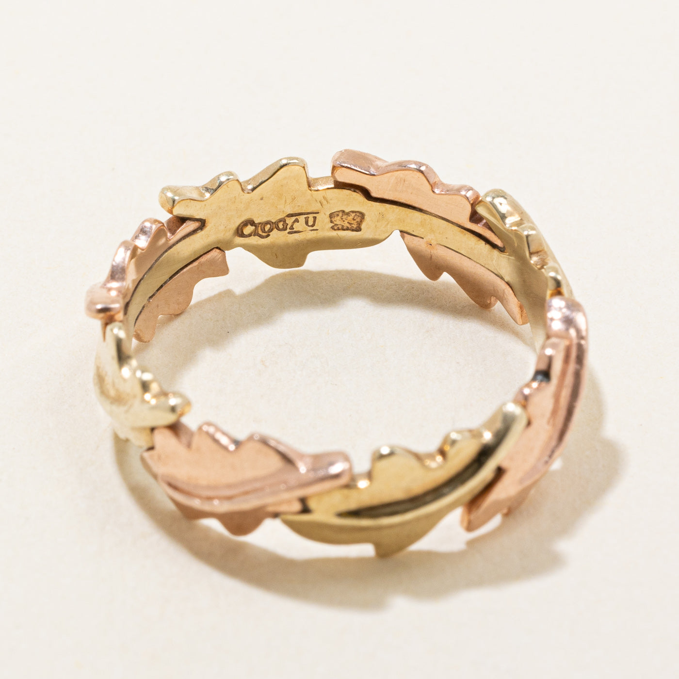 9k Two Tone Gold Leaf Ring | SZ 7.75 |