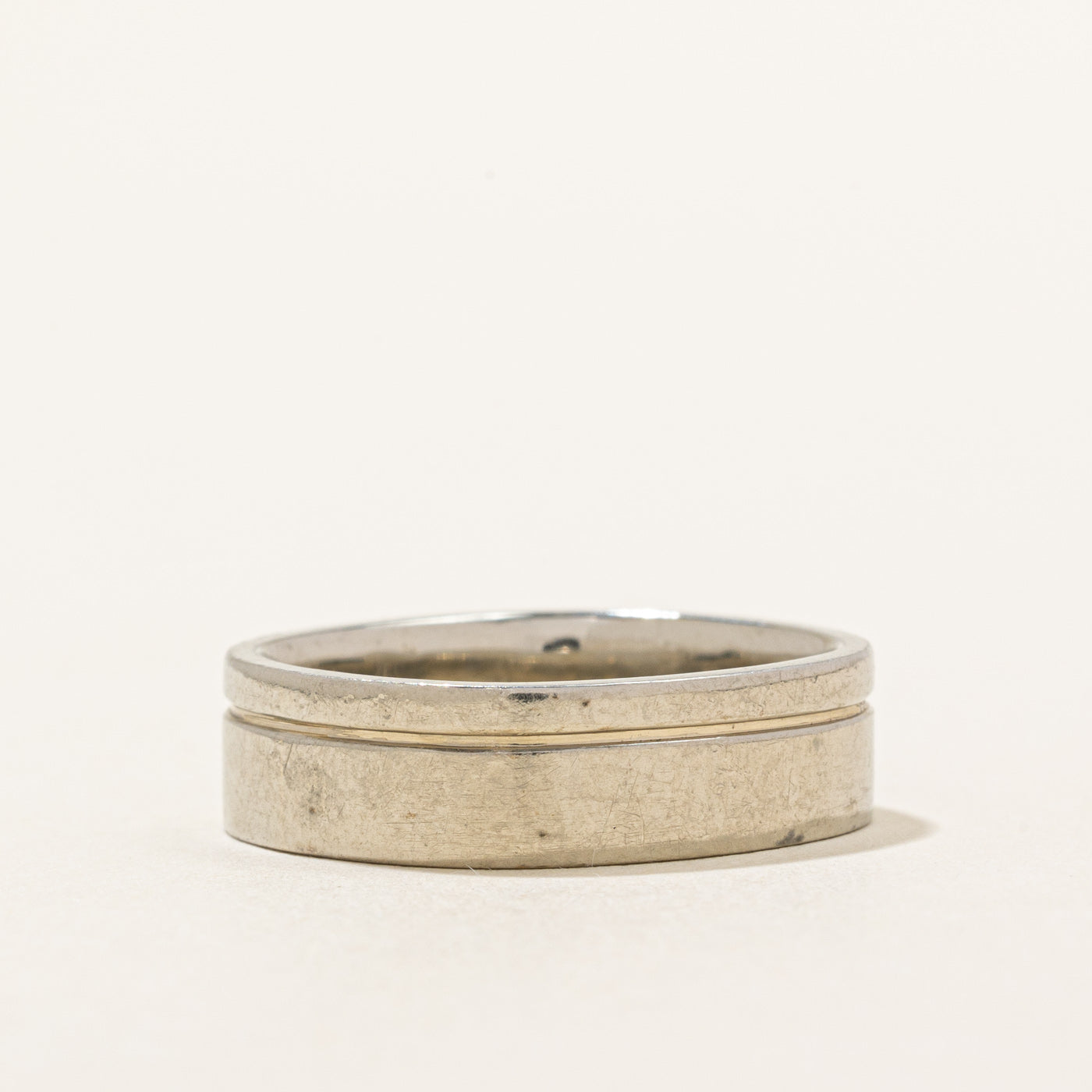 19k White Gold Soft Square Band | SZ 7 |