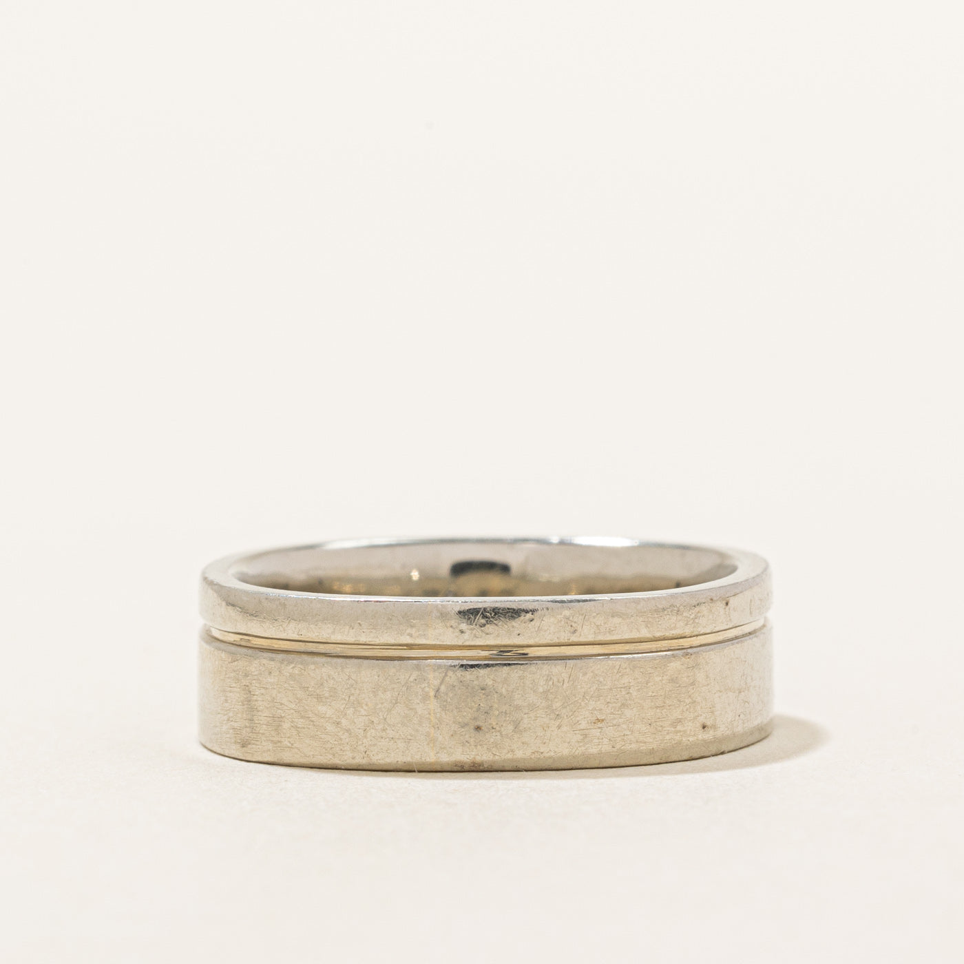 19k White Gold Soft Square Band | SZ 7 |
