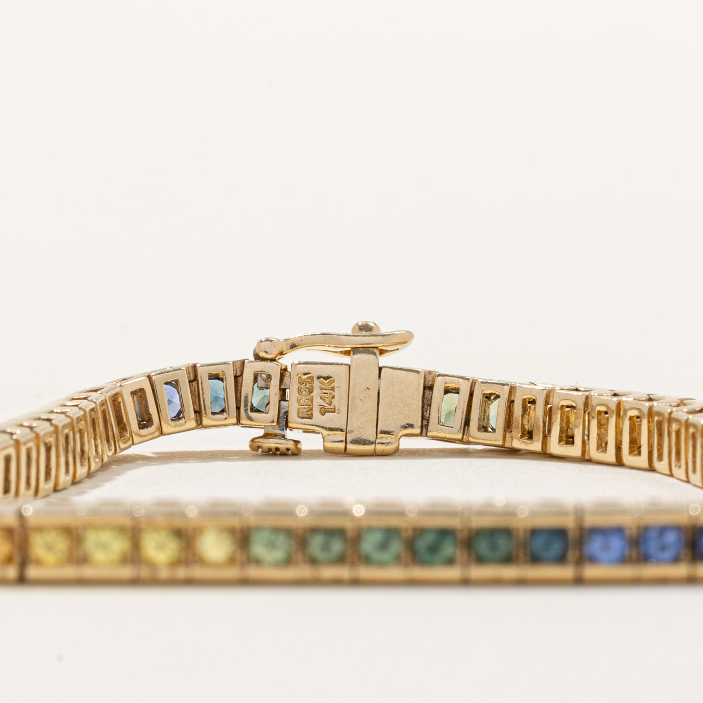 Bracelet de tennis en saphir arc-en-ciel | 5,00 ct | 17,8 cm |