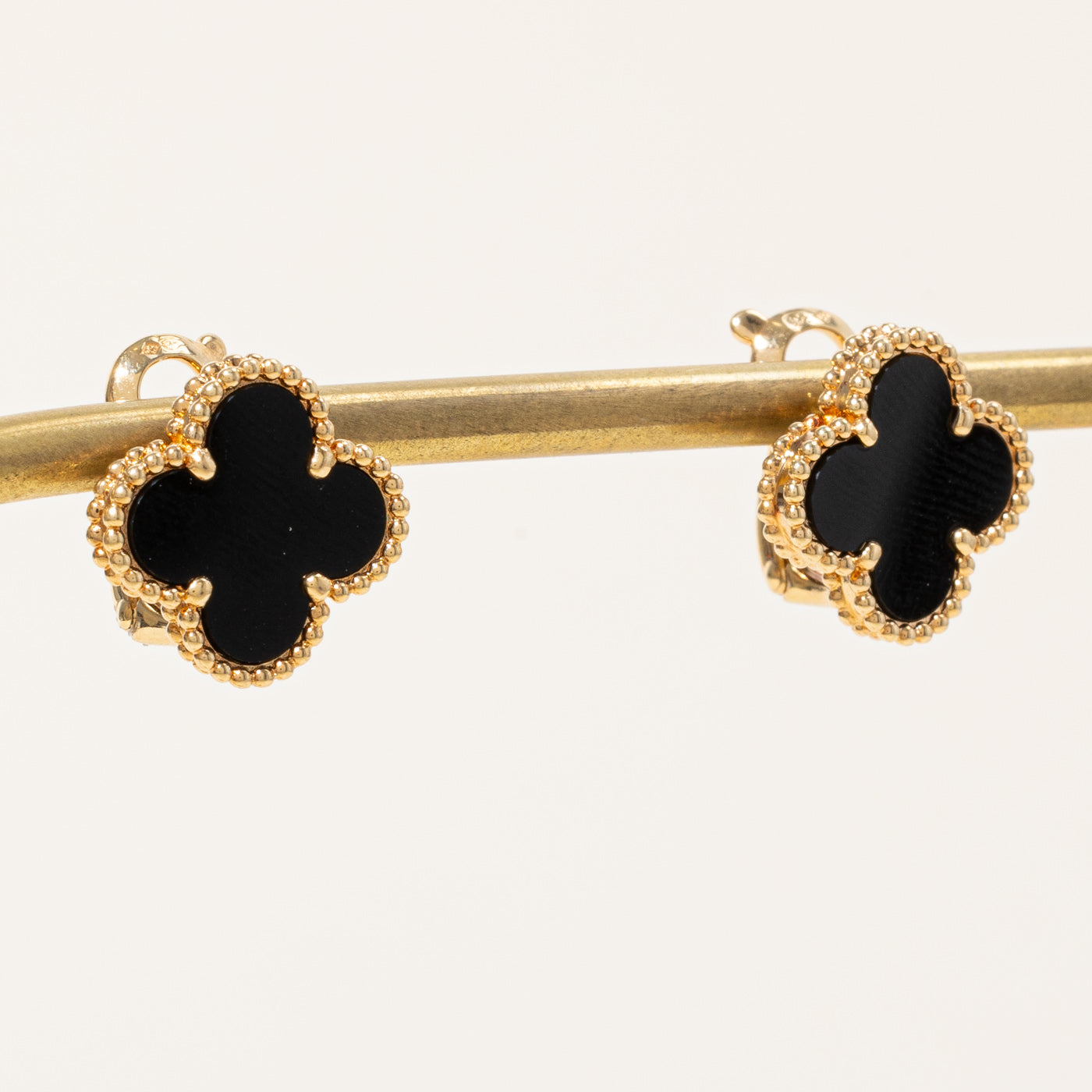 'Van Cleef & Arpels' Vintage Alhambra Earrings | 2.30ctw |