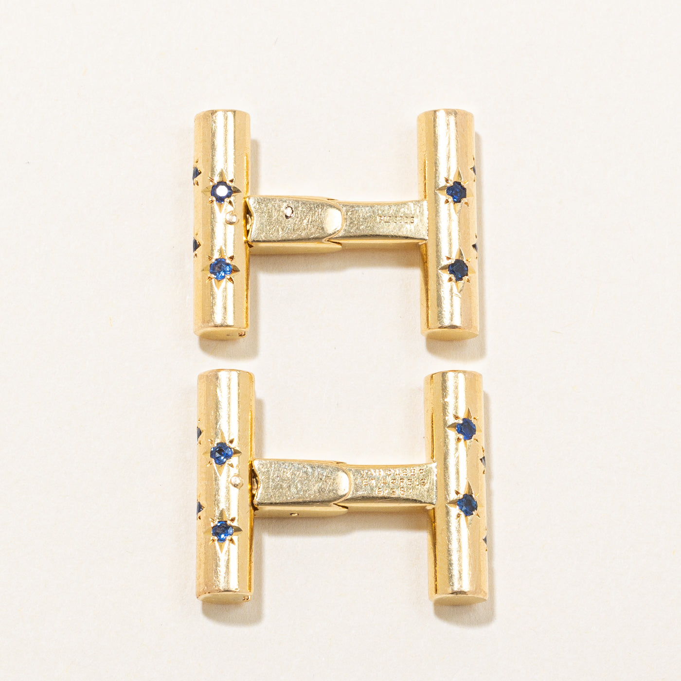 'Van Cleef & Arpels' Vintage Sapphire Cufflinks | 0.50ctw |