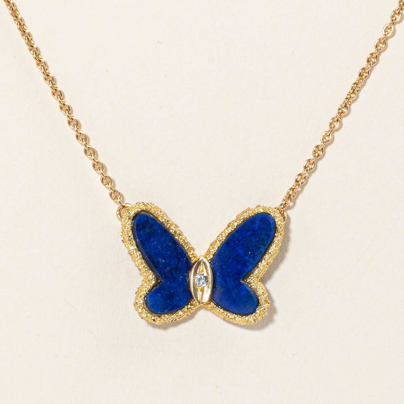'Van Cleef & Arpels' 1970s Vintage Flying Beauties Lapis Lazuli Necklace | 1.60ctw, 0.03ct | 17" |