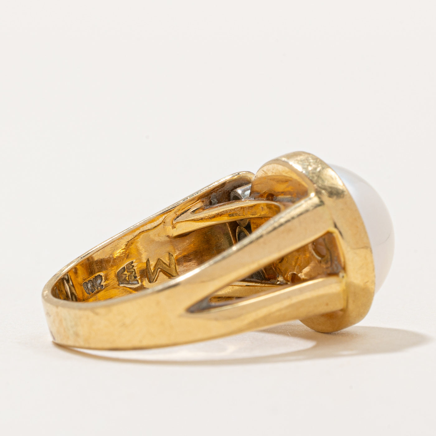Pearl & Diamond Ring | 0.12ctw | SZ 7 |