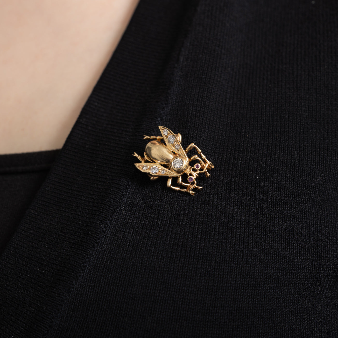 Bumblebee Diamond & Ruby Brooch | 0.50ctw, 0.03ctw