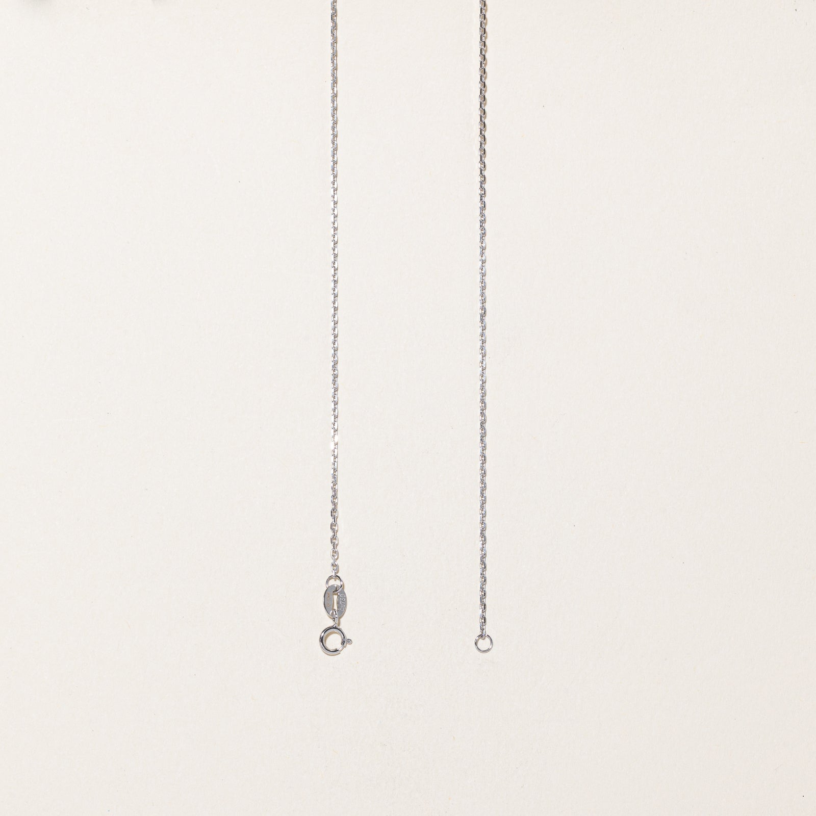 Collier en saphir brun rosé et diamants certifié GIA | 1,42 ct, 0,06 ct au total | 40,6 cm