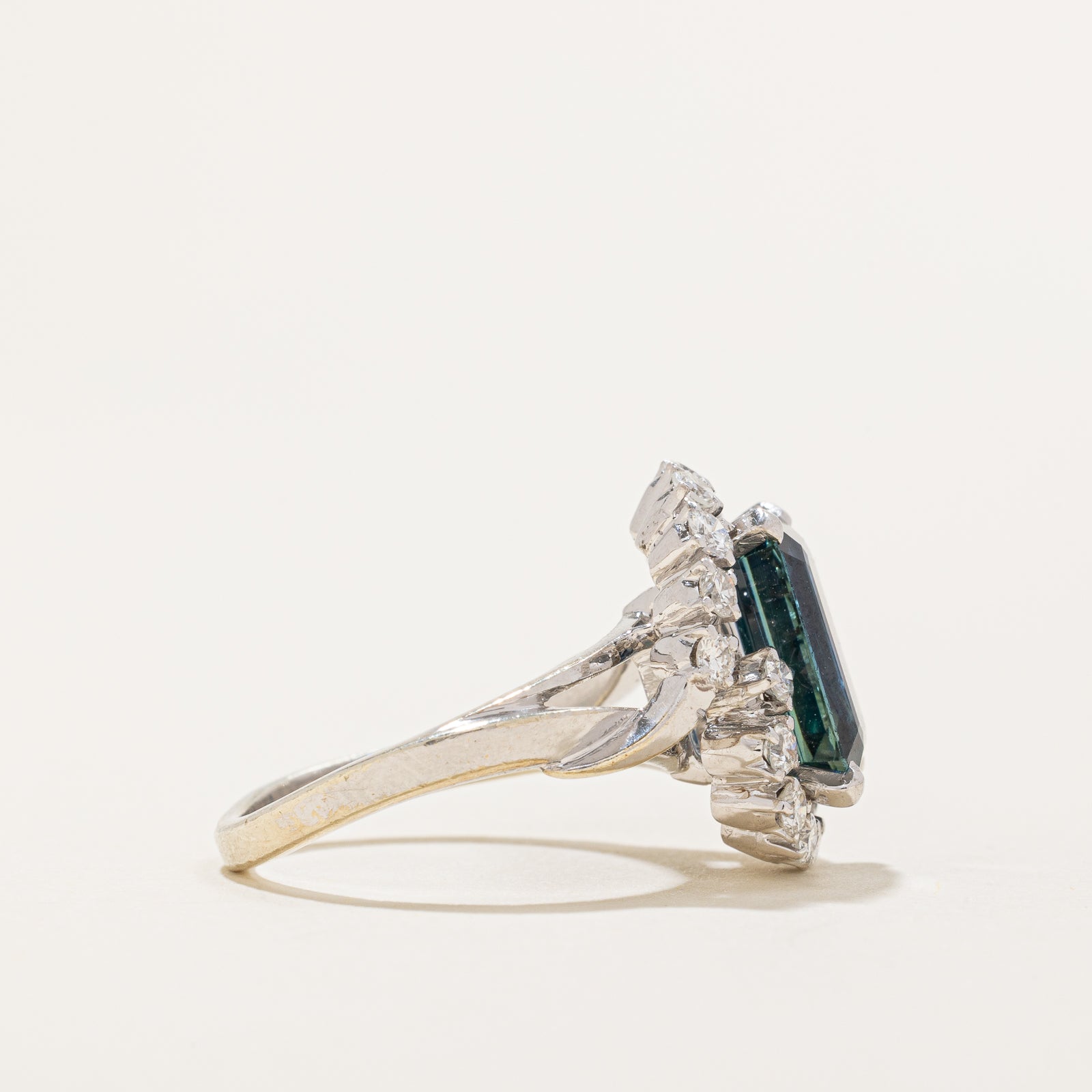 Bague de fiançailles en saphir bicolore non chauffé et diamants | 4,08 ct | 0,54 ct au total | Taille 5,75