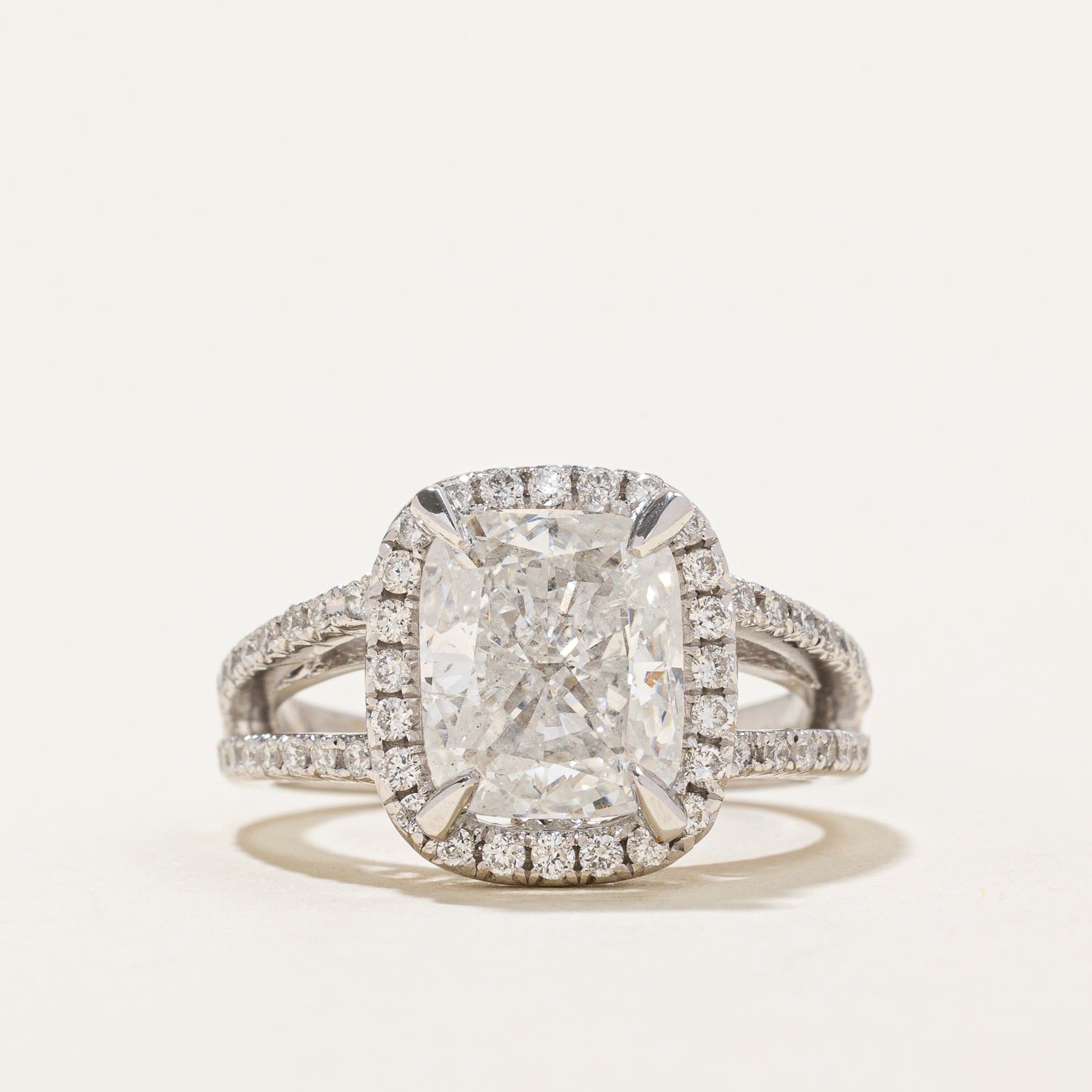 Radiant Cut Diamond Engagement Ring | 3.00ct SI2 E Vey Good cut | 0.40ctw | SZ 5.75