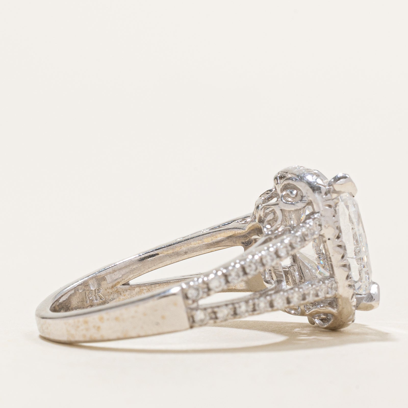 Radiant Cut Diamond Engagement Ring | 3.00ct SI2 E Vey Good cut | 0.40ctw | SZ 5.75